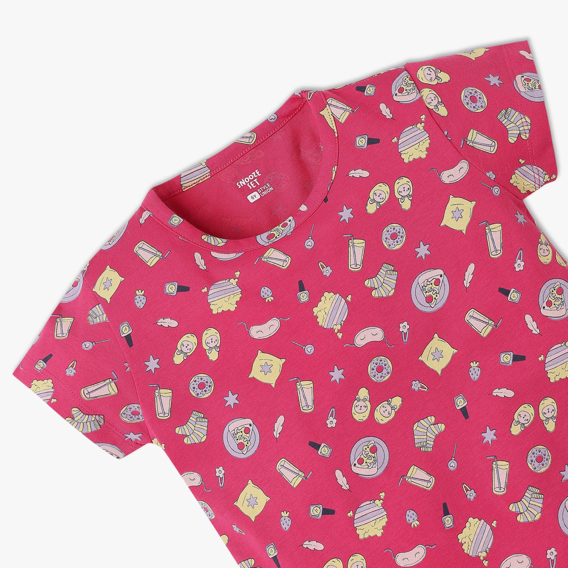 Girls All Over Print Knitted Crew Neck T-Shirt With Trackpant Sleepwear Set