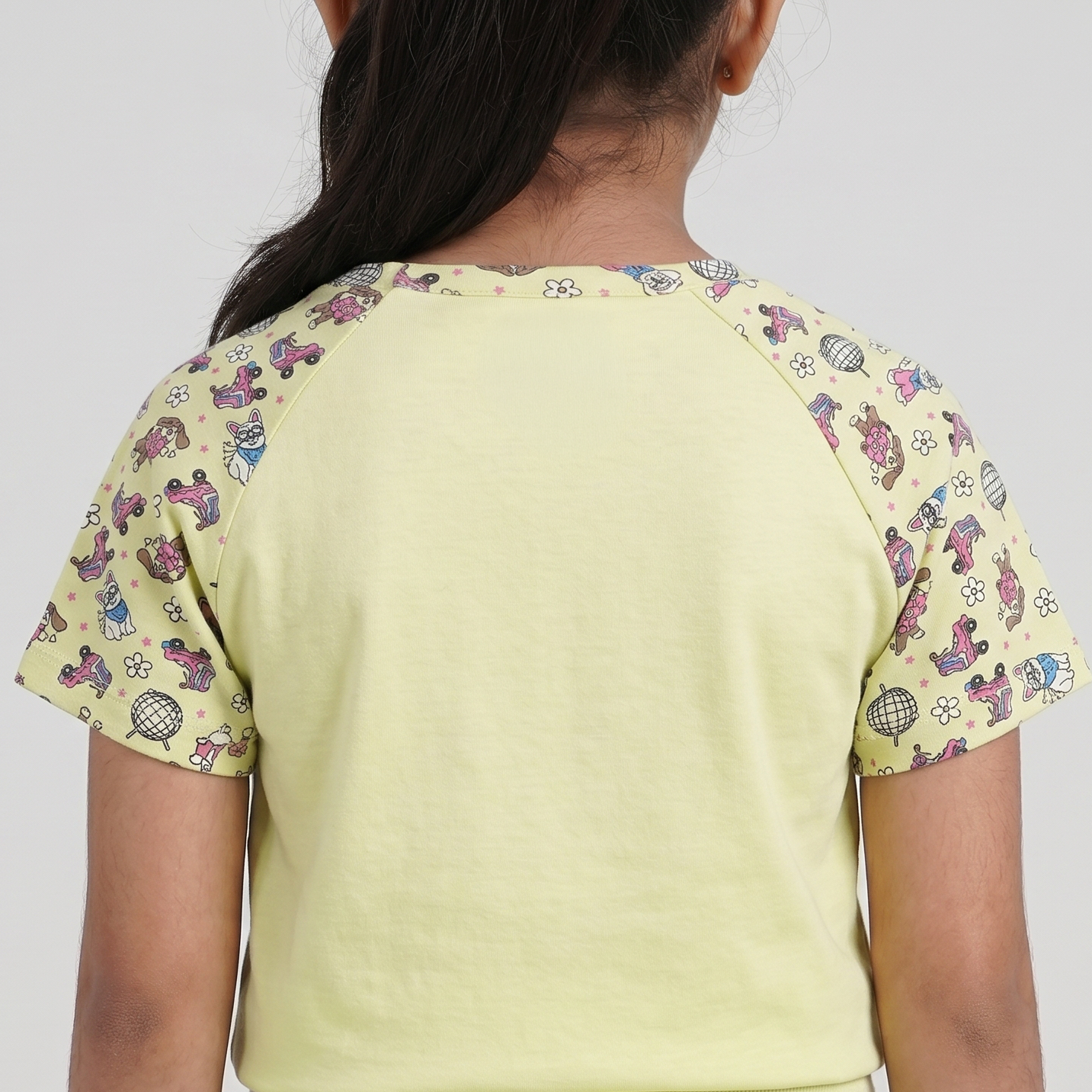Girls Cotton Printed T-Shirt with Trackpants Sleepwear Set