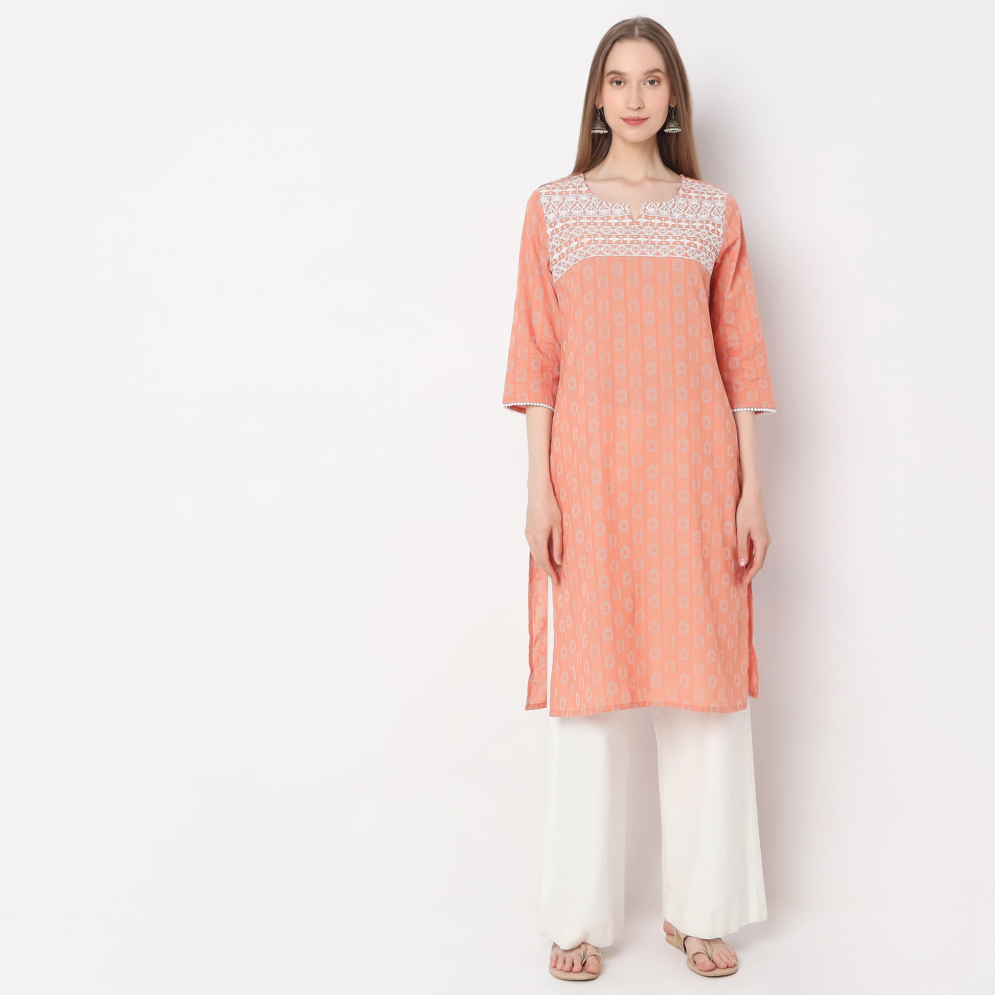 Straight Fit Embroidered Kurta