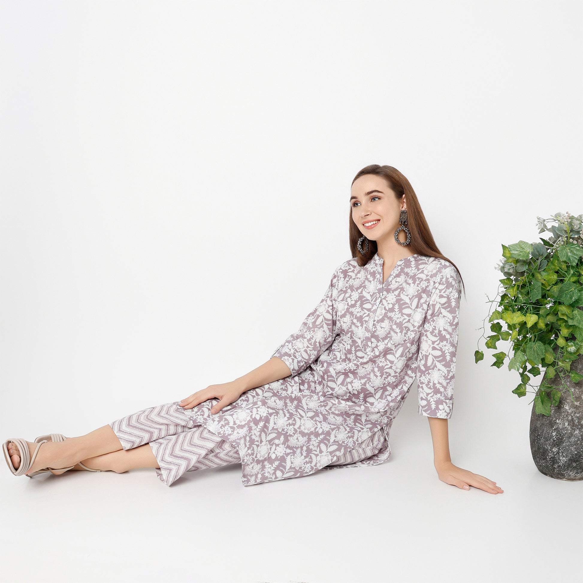 Straight Fit Floral Band Collar Kurta