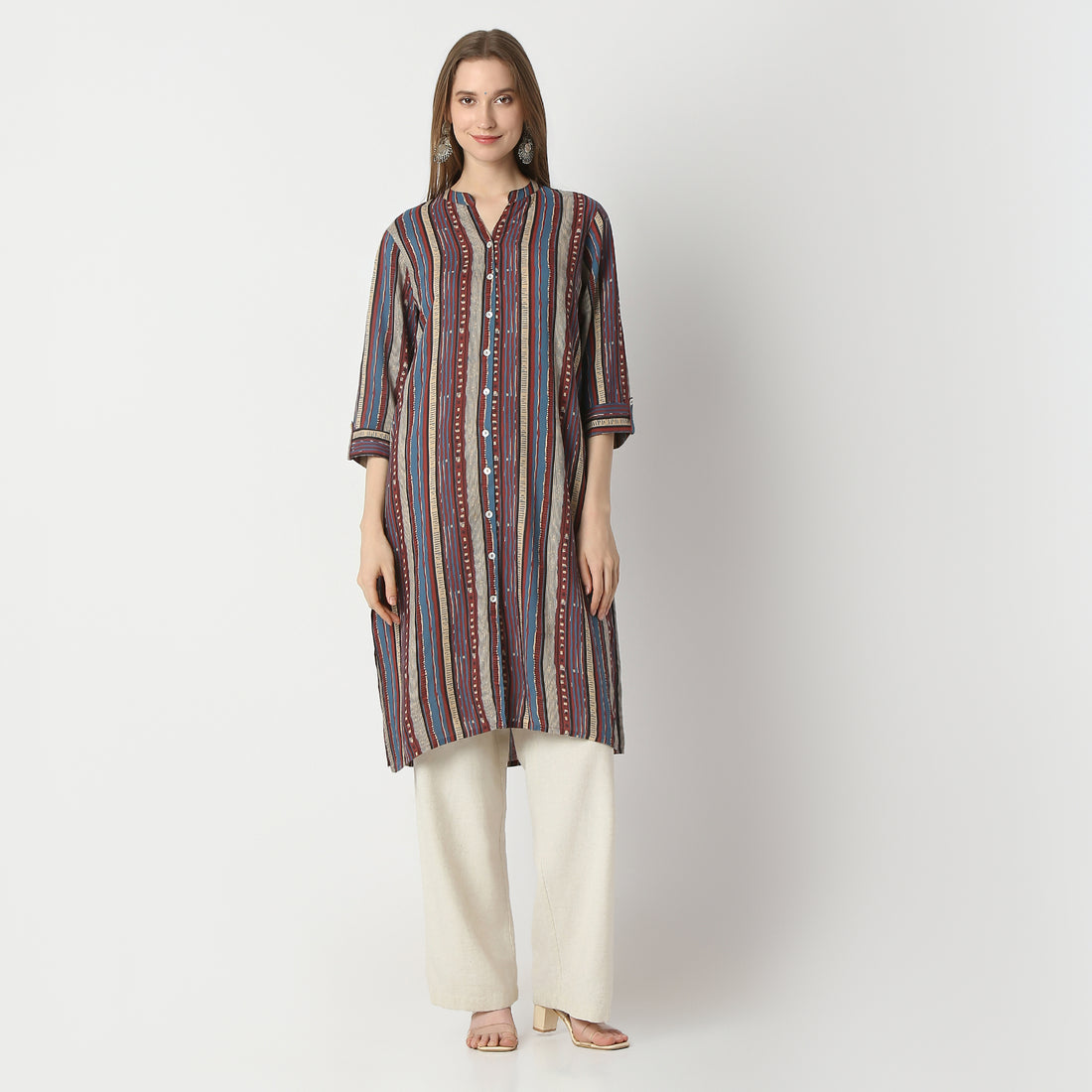Straight Fit Printed Knee Length Kurta