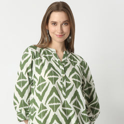 Straight Fit Printed Knee Length Kurta