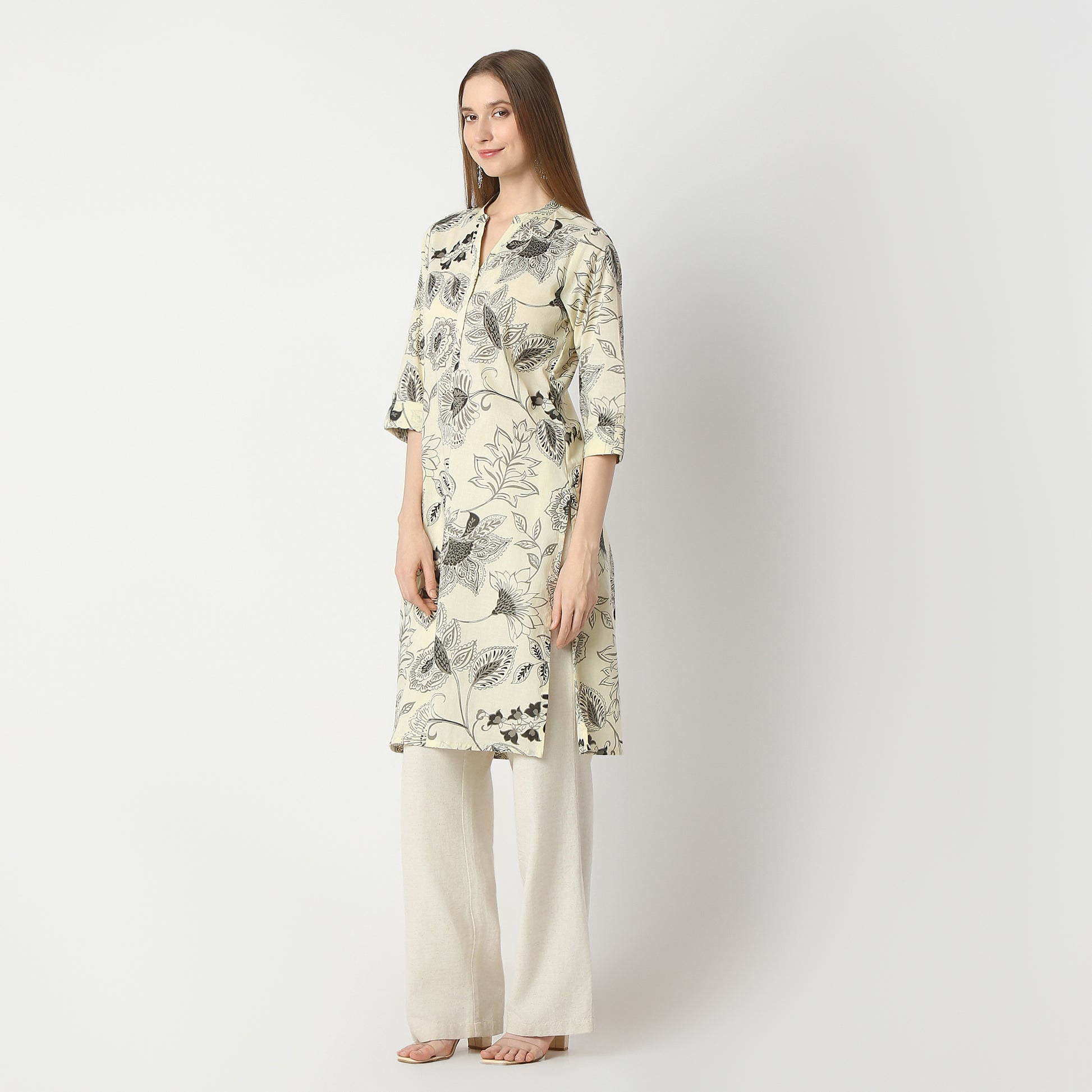 Straight Fit Floral Print Knee Length Kurta