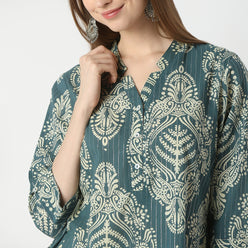 Straight Fit Printed Knee Length Kurta