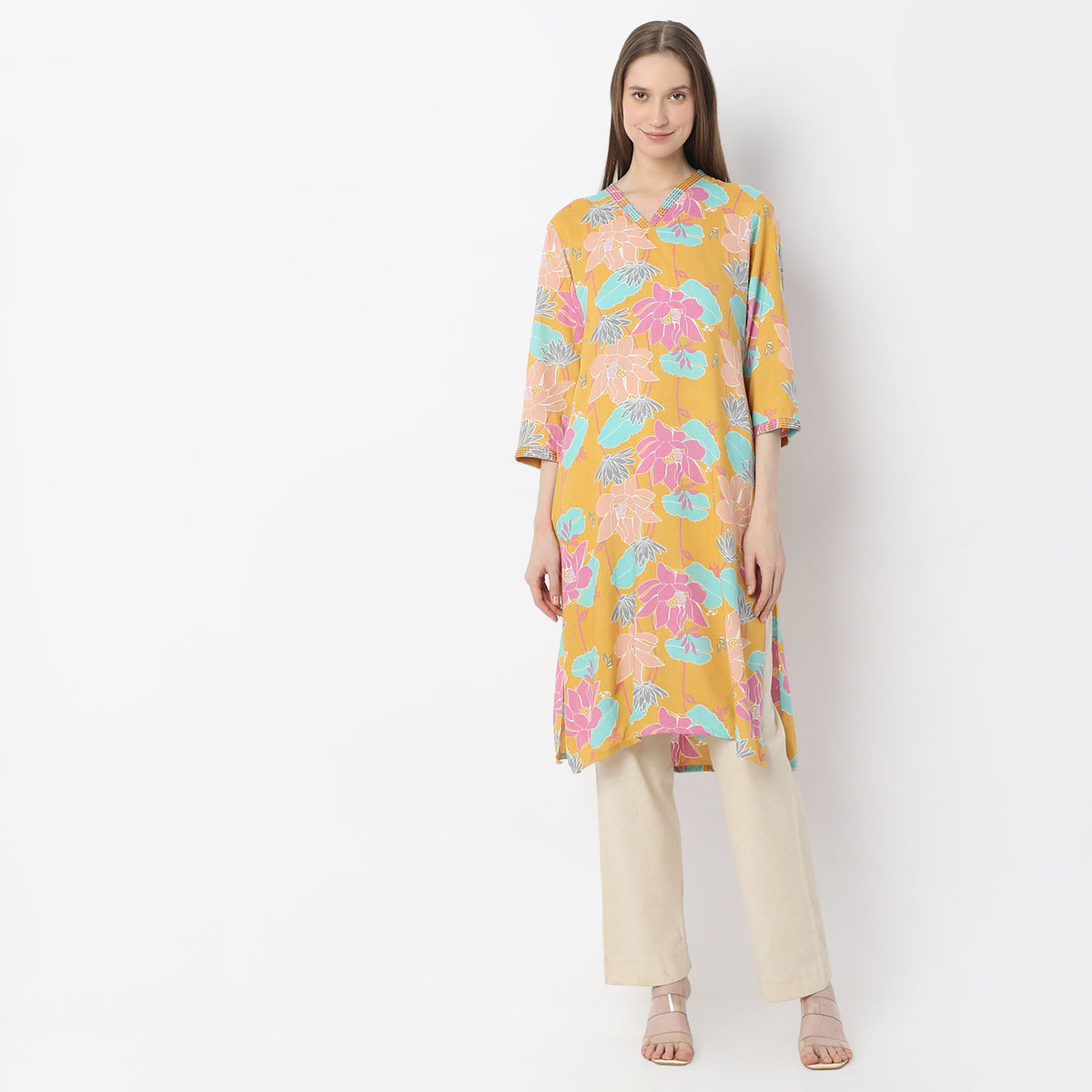 Printed Knee Length V-Neck Straight Core Kurta