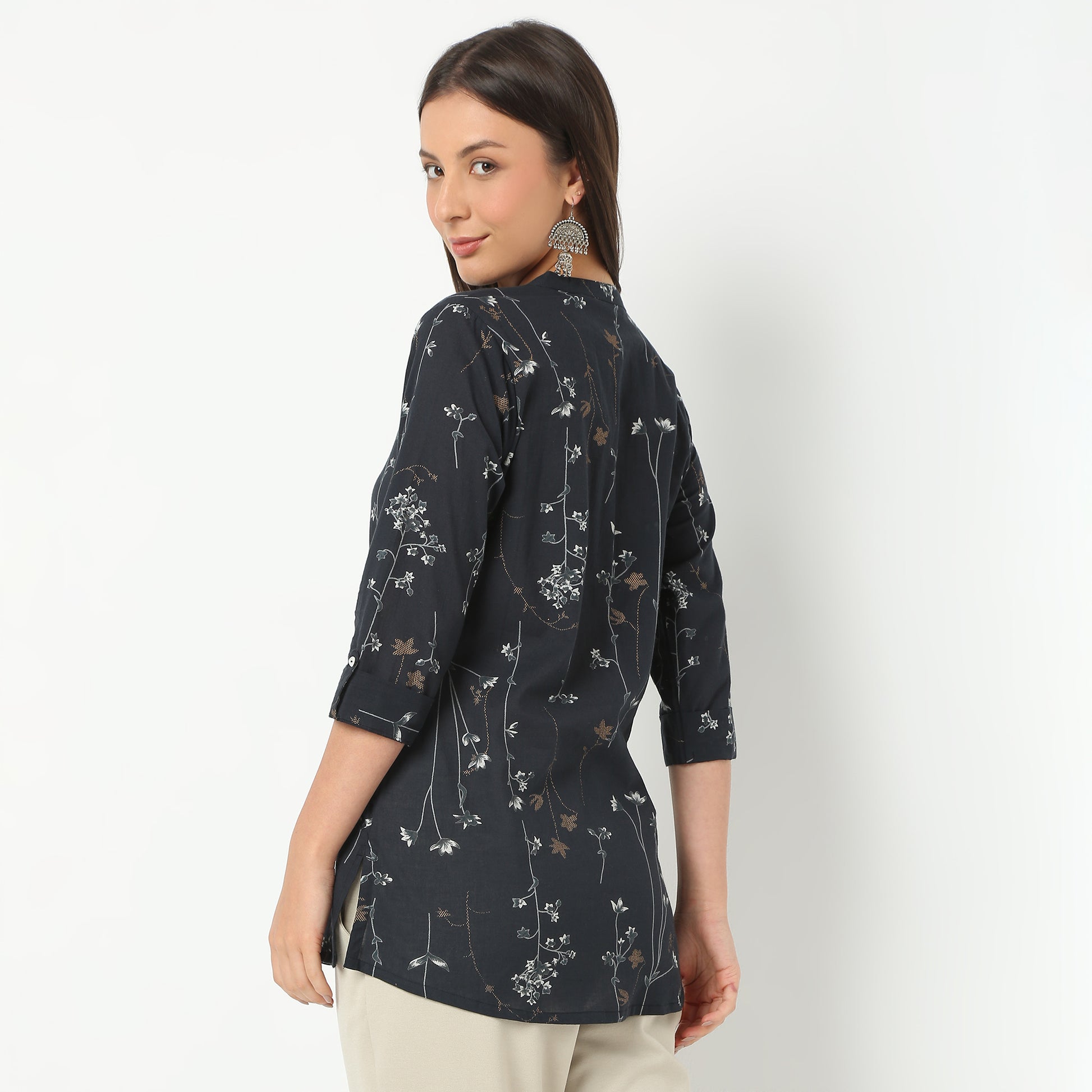 Band Neck Short Length Three-Fourth Sleeve Printed Straight Fit Kurta