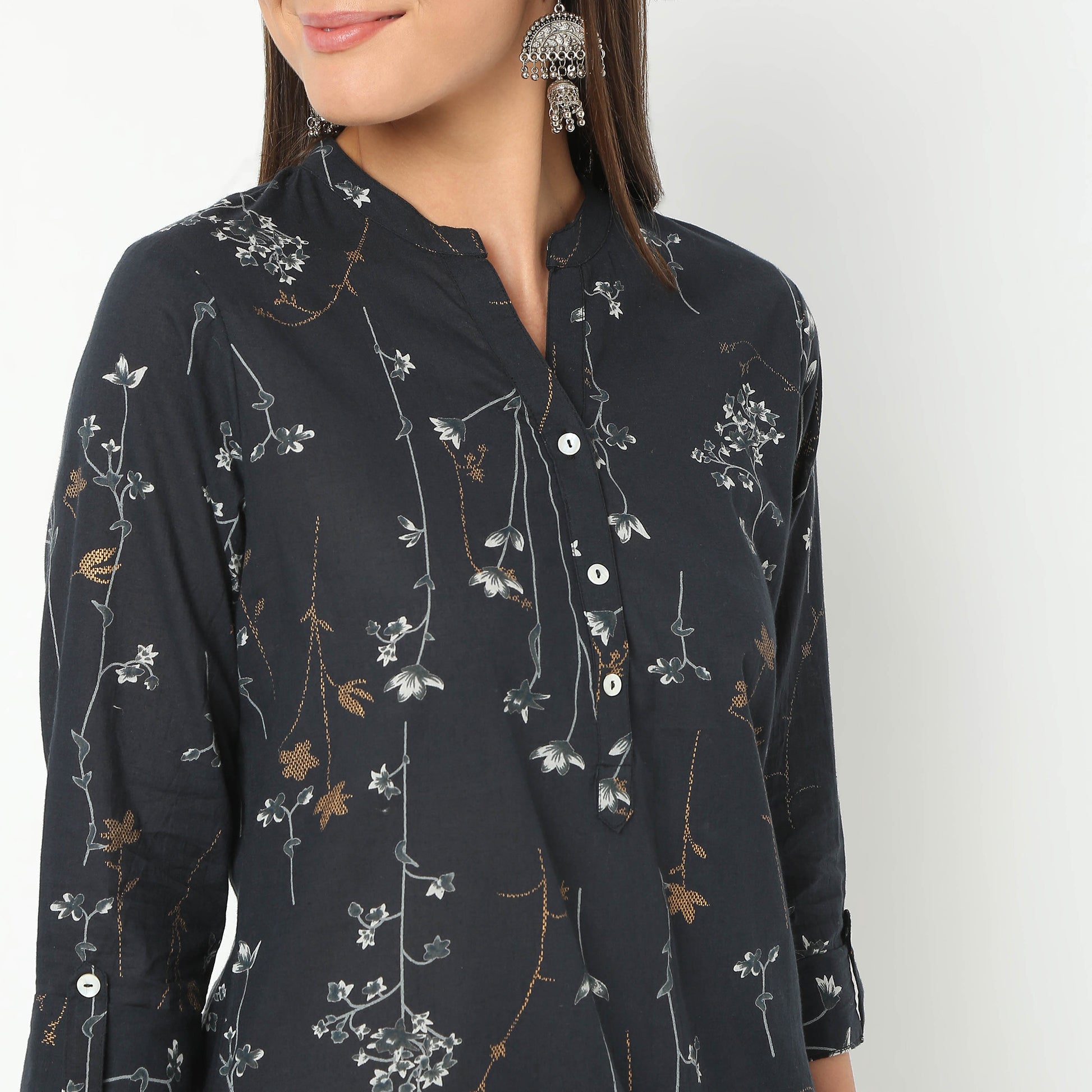 Band Neck Short Length Three-Fourth Sleeve Printed Straight Fit Kurta