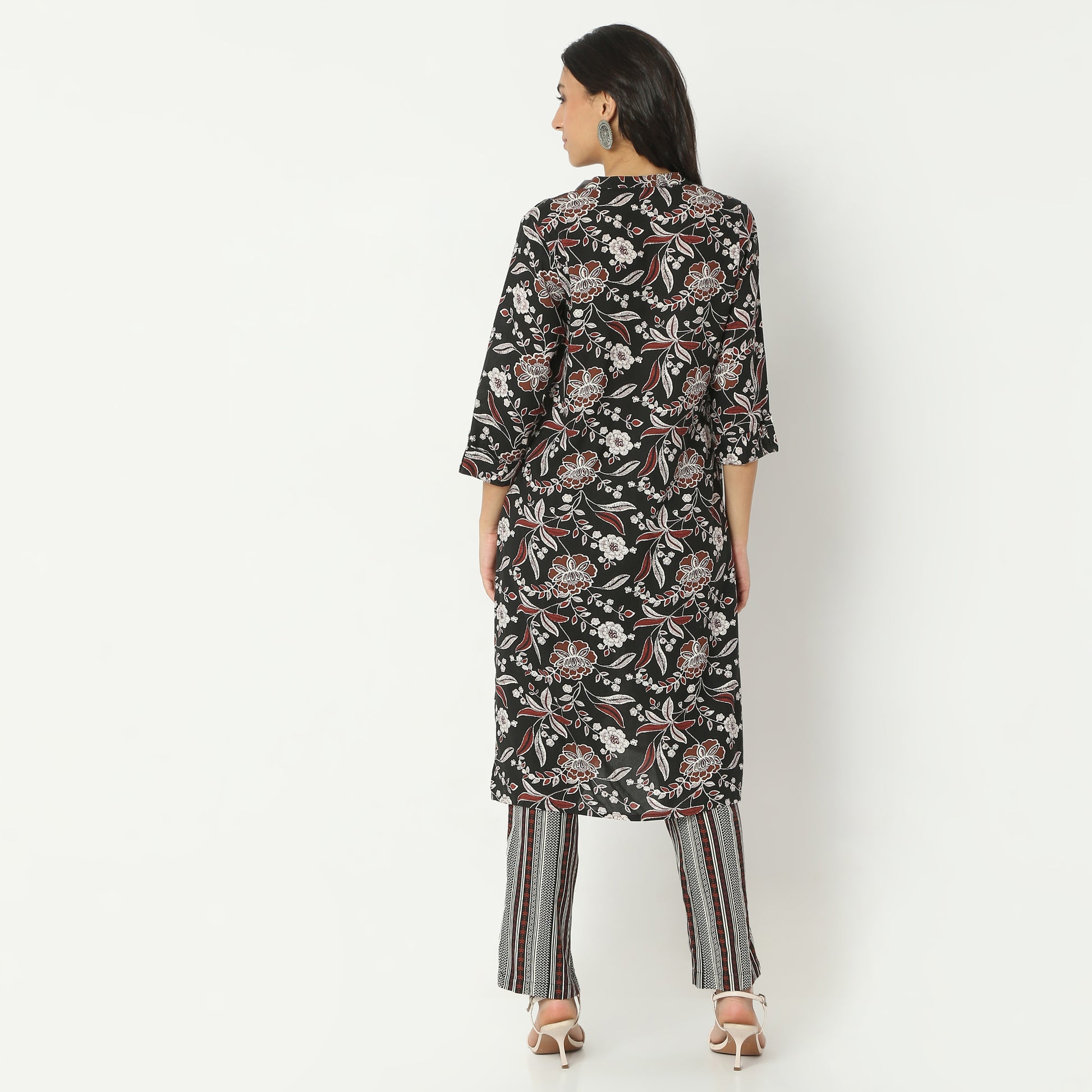 Regular Fit Printed Band Collar Below Knee Kurta