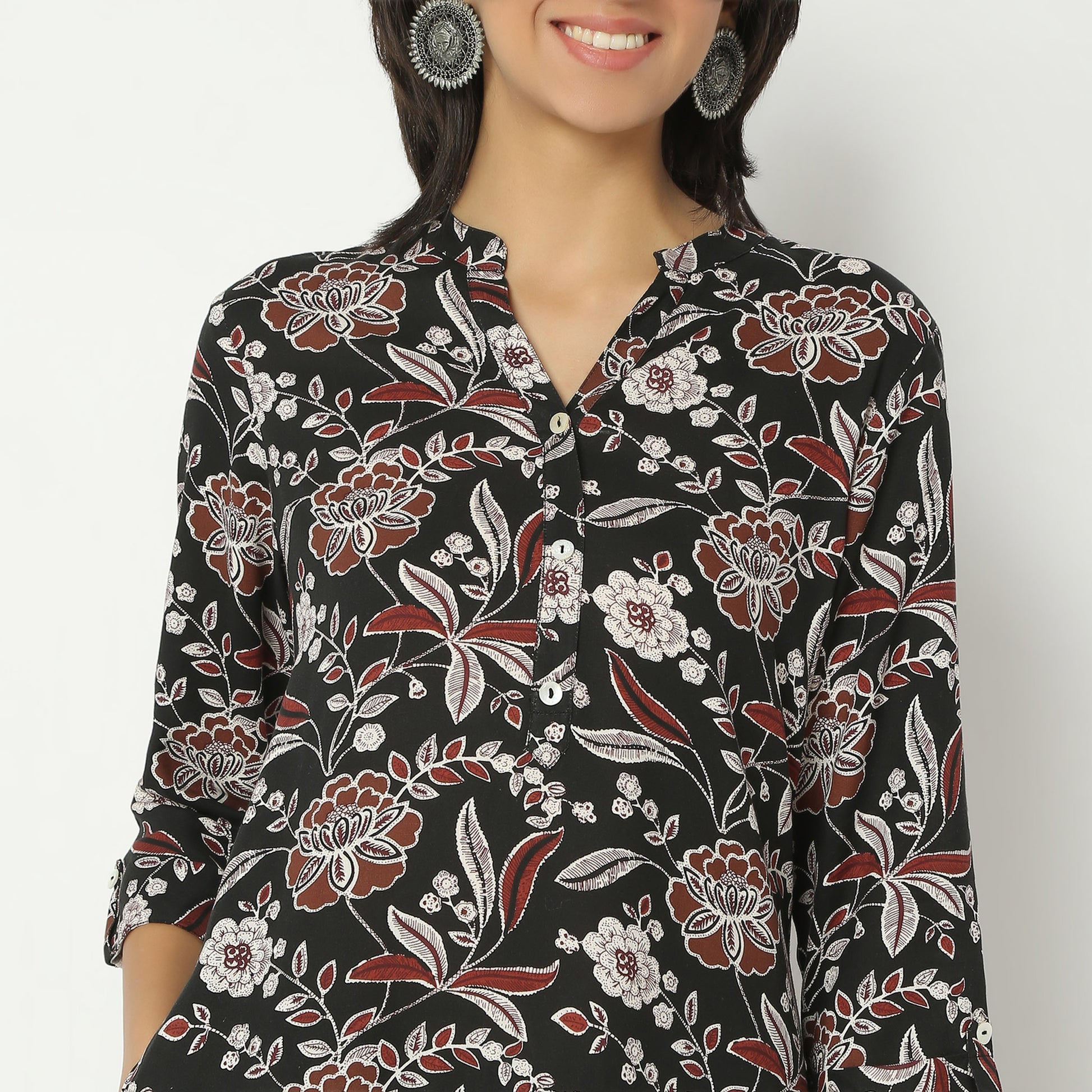 Regular Fit Printed Band Collar Below Knee Kurta