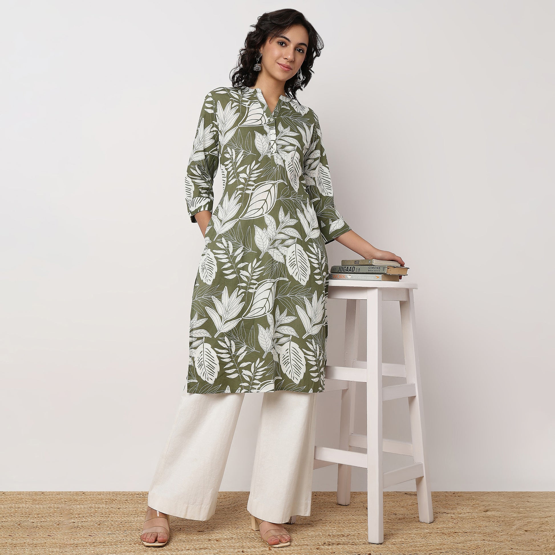 Printed Knee Length Straight Half Placket Kurta