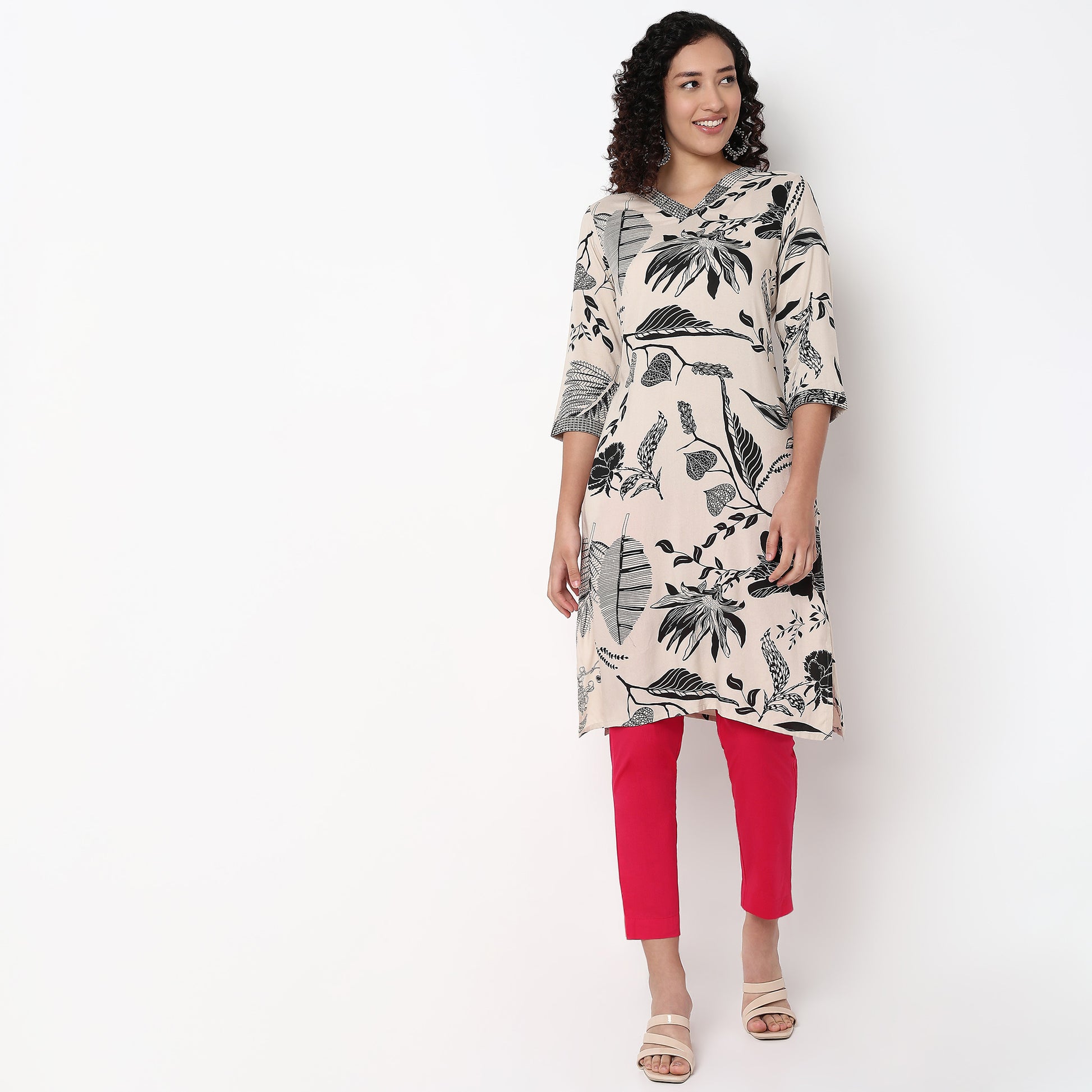 Printed V-Neck With Couching Straight Kurta