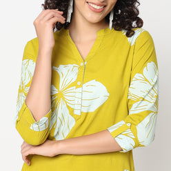 Straight Fit Band Collar Printed Half Placket Kurta