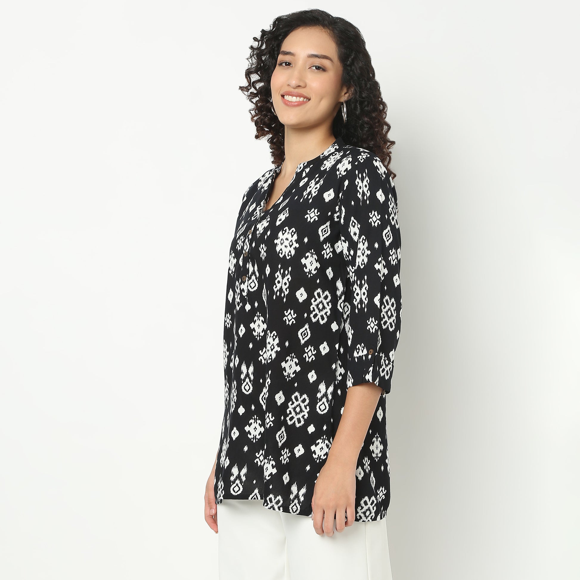 Straight Fit Printed Band Collar Short Kurta