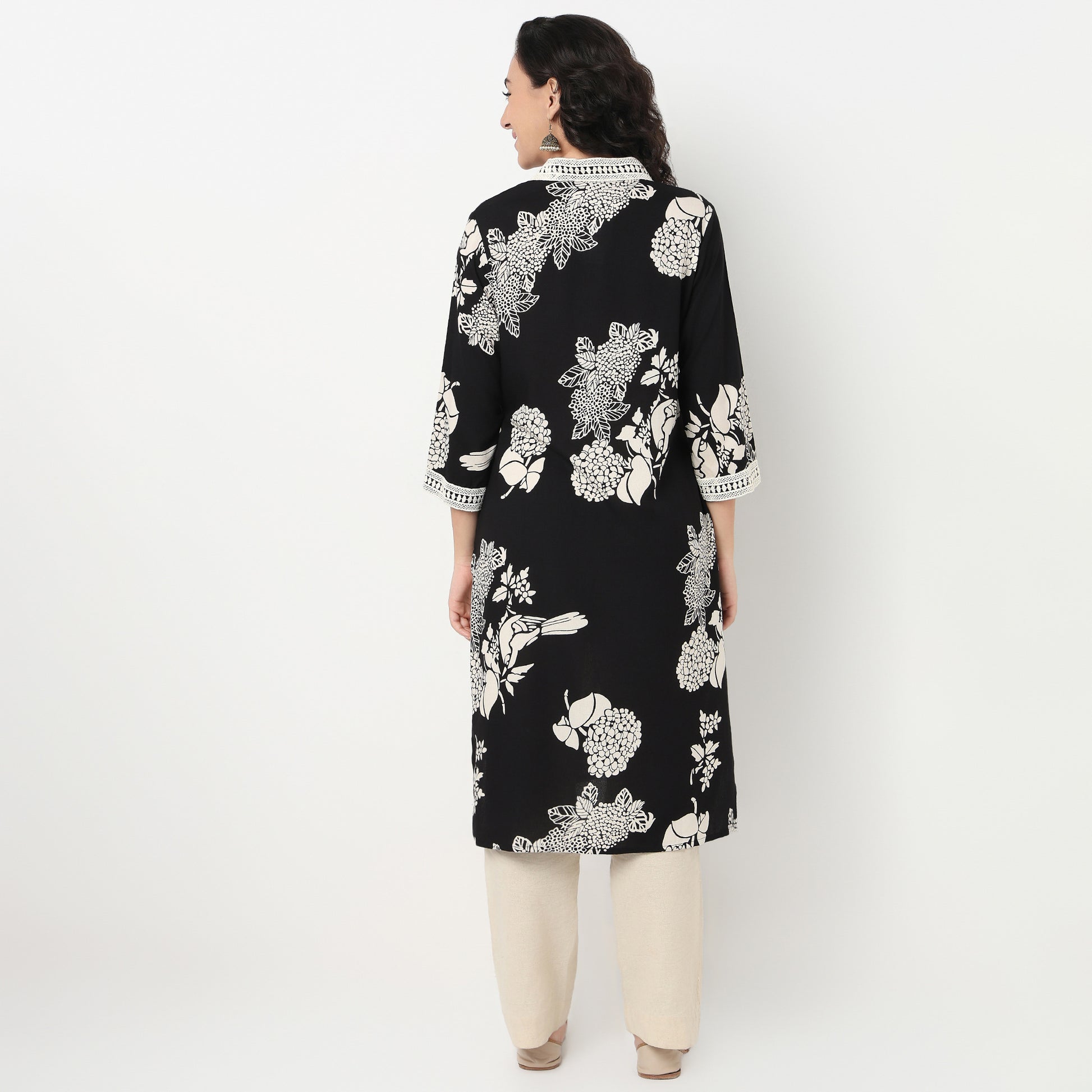 Order Now Women Printed V Neck Straight Fit Ethnic Wear Kurta by Style Union