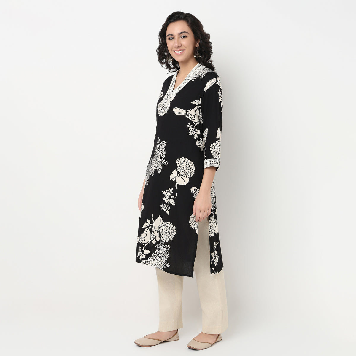 Order Now Women Printed V Neck Straight Fit Ethnic Wear Kurta by Style Union