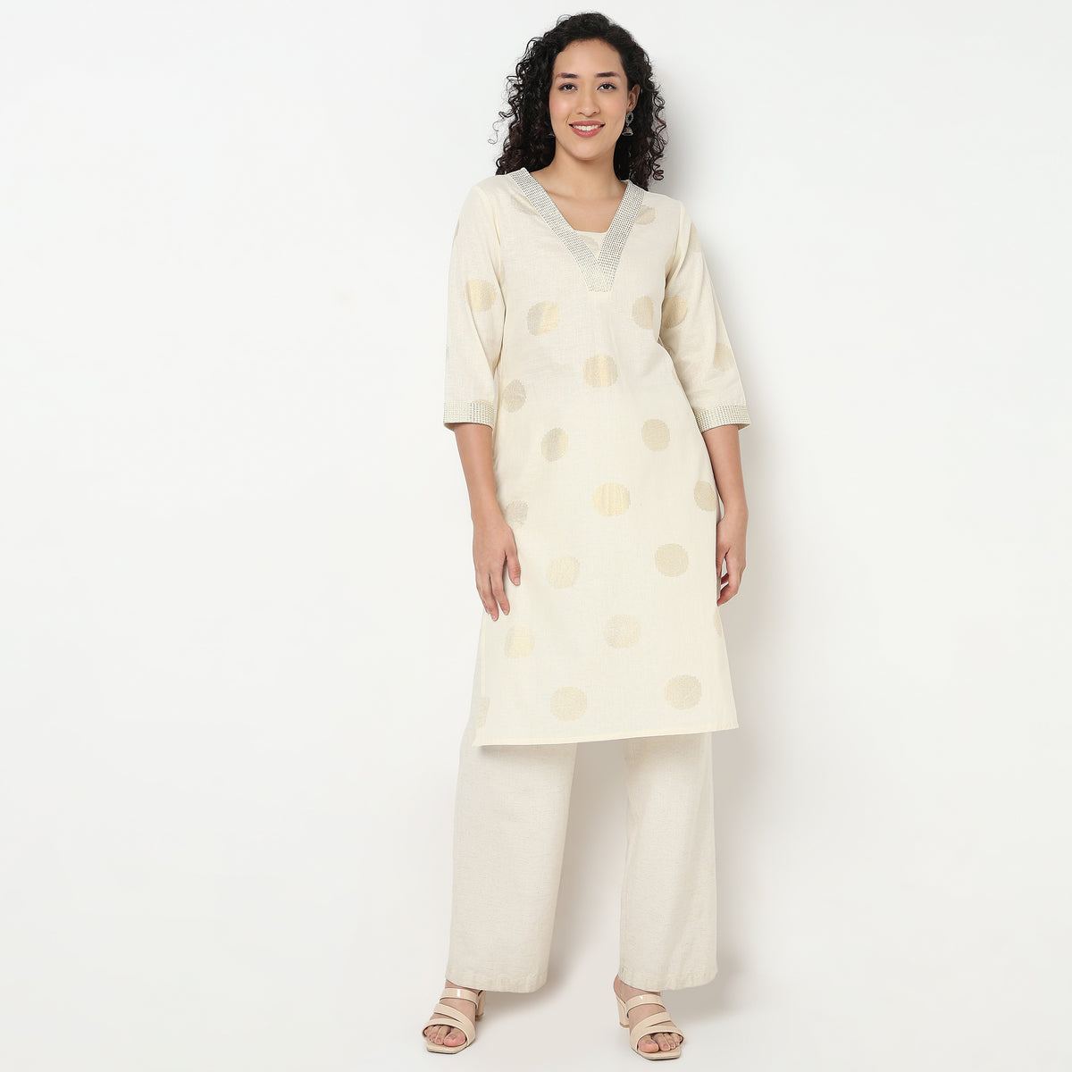 Buy Women Straight Fit Printed Three-Fourth Sleeve Kurta  - Style Union
