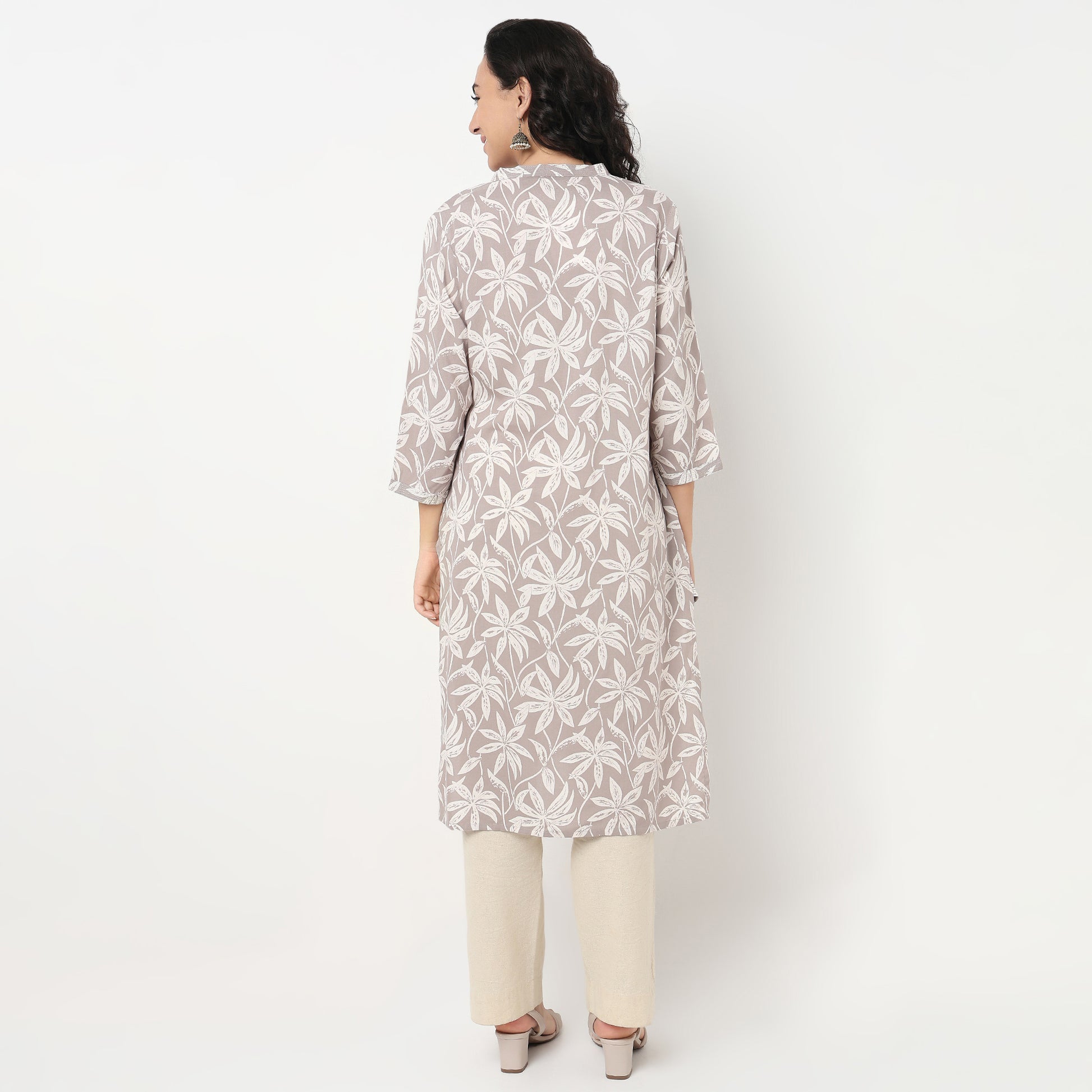 Order Now Women Printed V Neck Straight Fit Ethnic Wear Kurta by Style Union