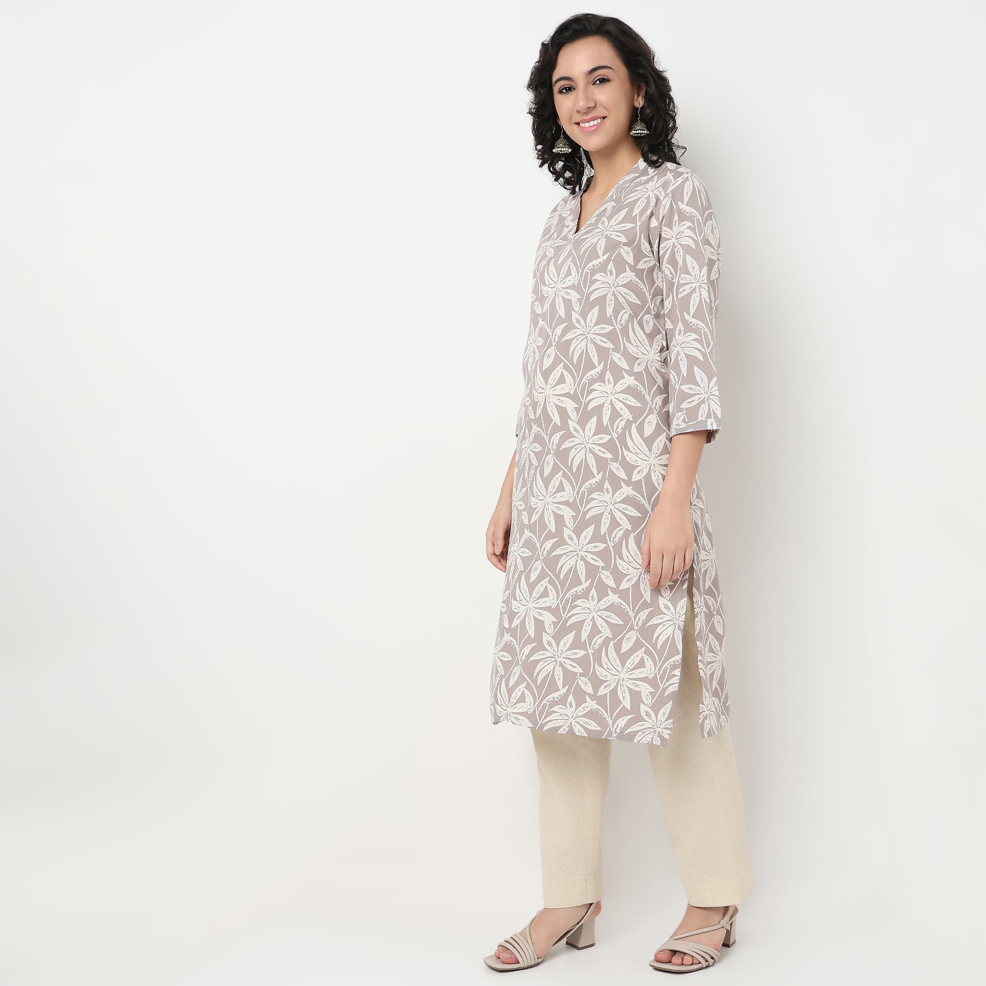 Order Now Women Printed V Neck Straight Fit Ethnic Wear Kurta by Style Union