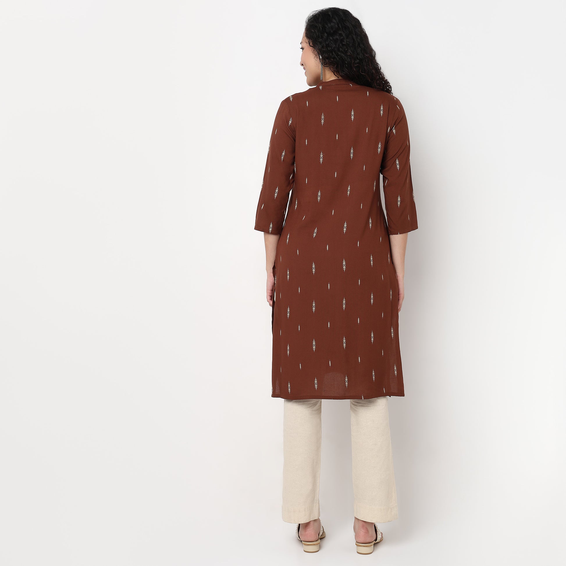 Order Now Women Printed V Neck Straight Fit Ethnic Wear Kurta by Style Union