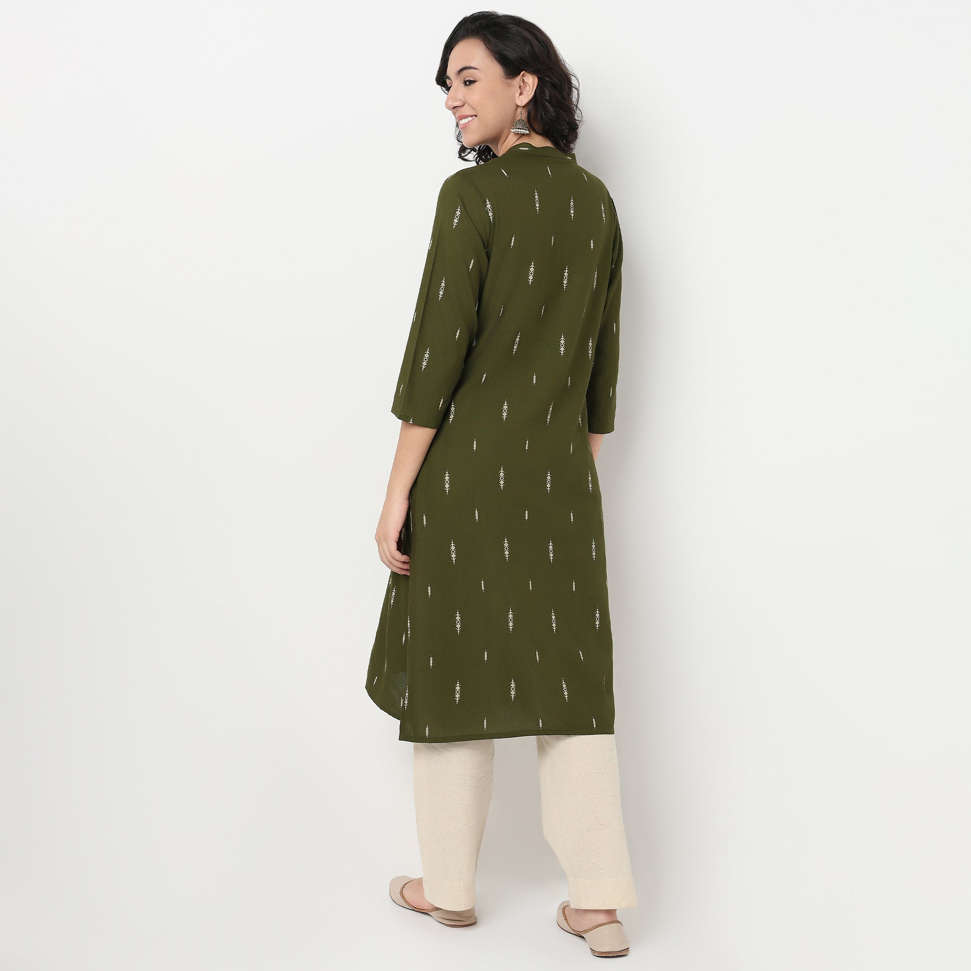 Order Now Women Printed V Neck Straight Fit Ethnic Wear Kurta by Style Union