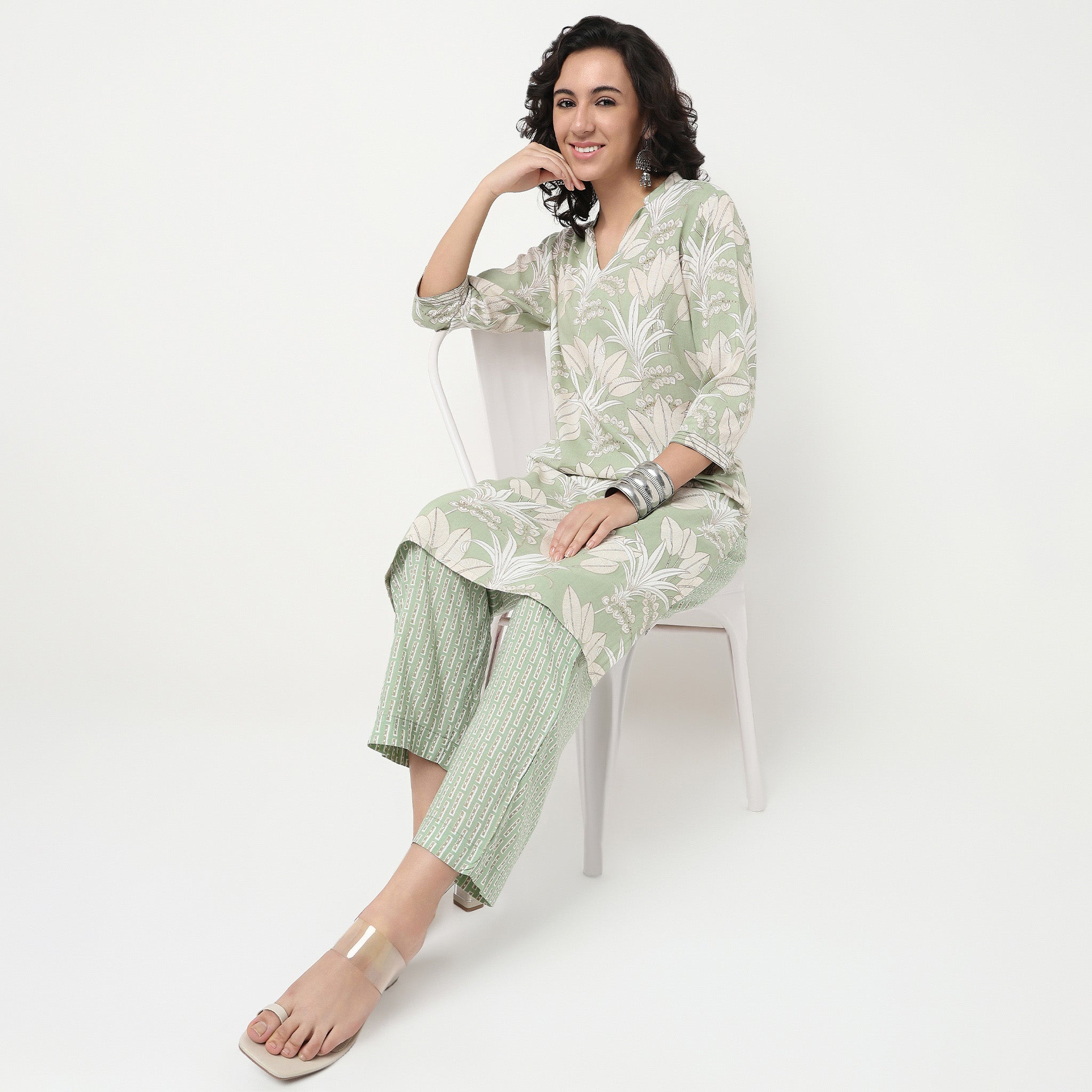 Order Now Women Printed V Neck Straight Fit Ethnic Wear Kurta by Style Union