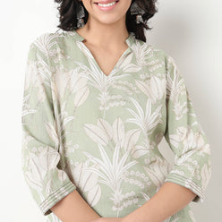 Order Now Women Printed V Neck Straight Fit Ethnic Wear Kurta by Style Union