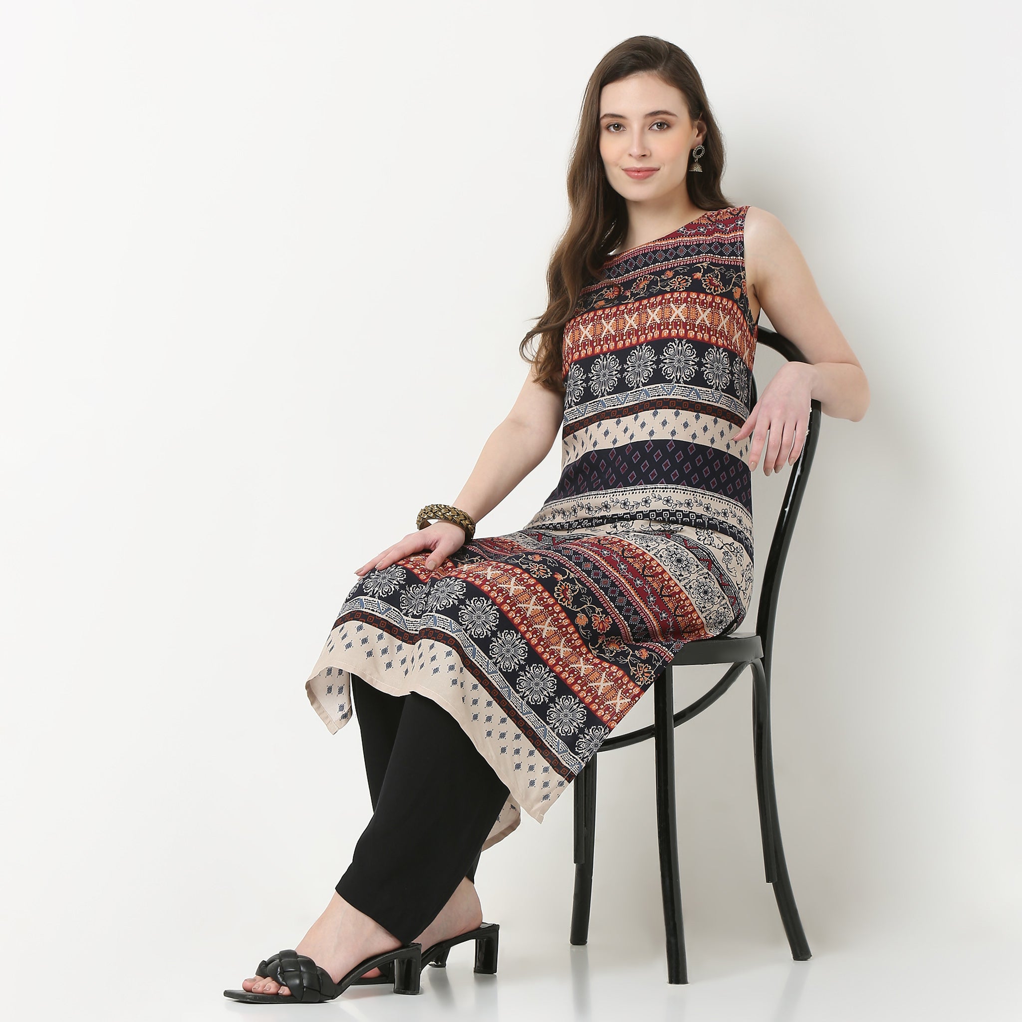 Boat Neck Printed Straigth Kurta