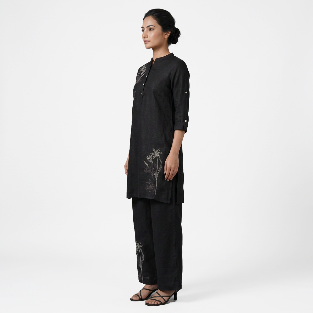 Embroidered Half Placket Kurta