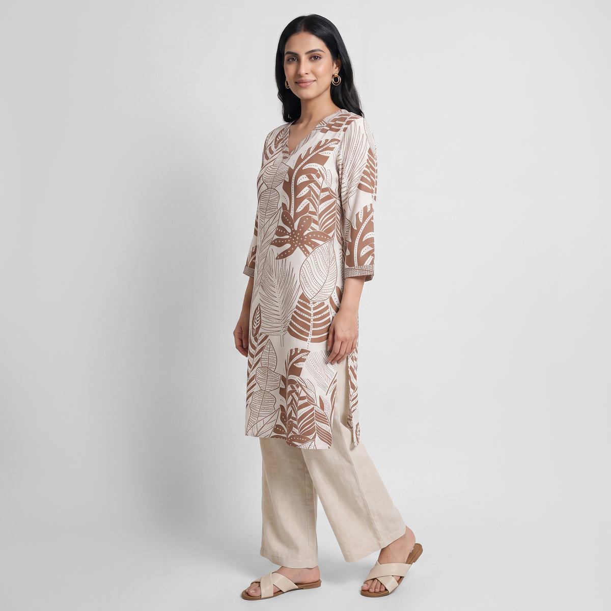 Printed V-Neck Straight Kurta