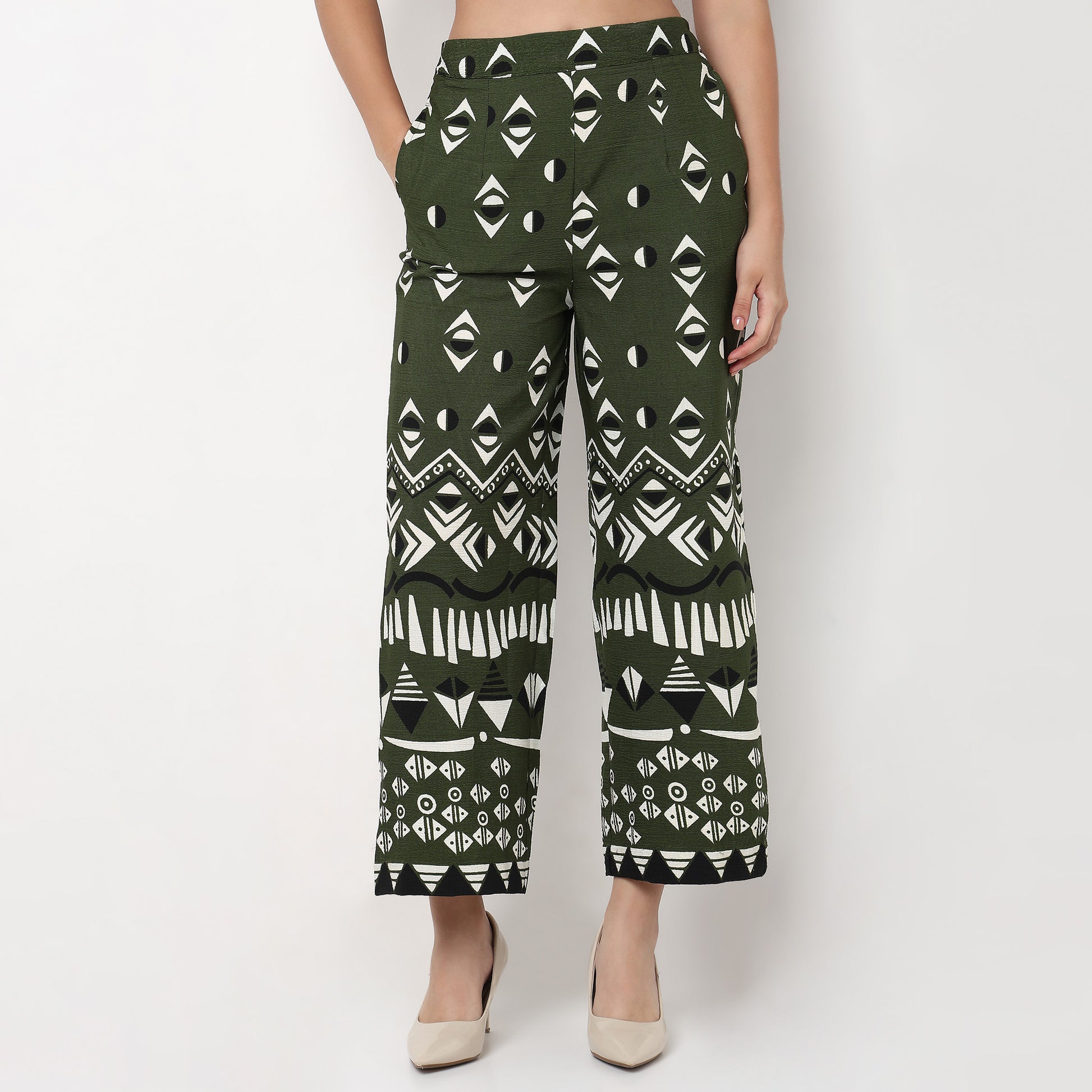 High Rise Printed Straight Pant