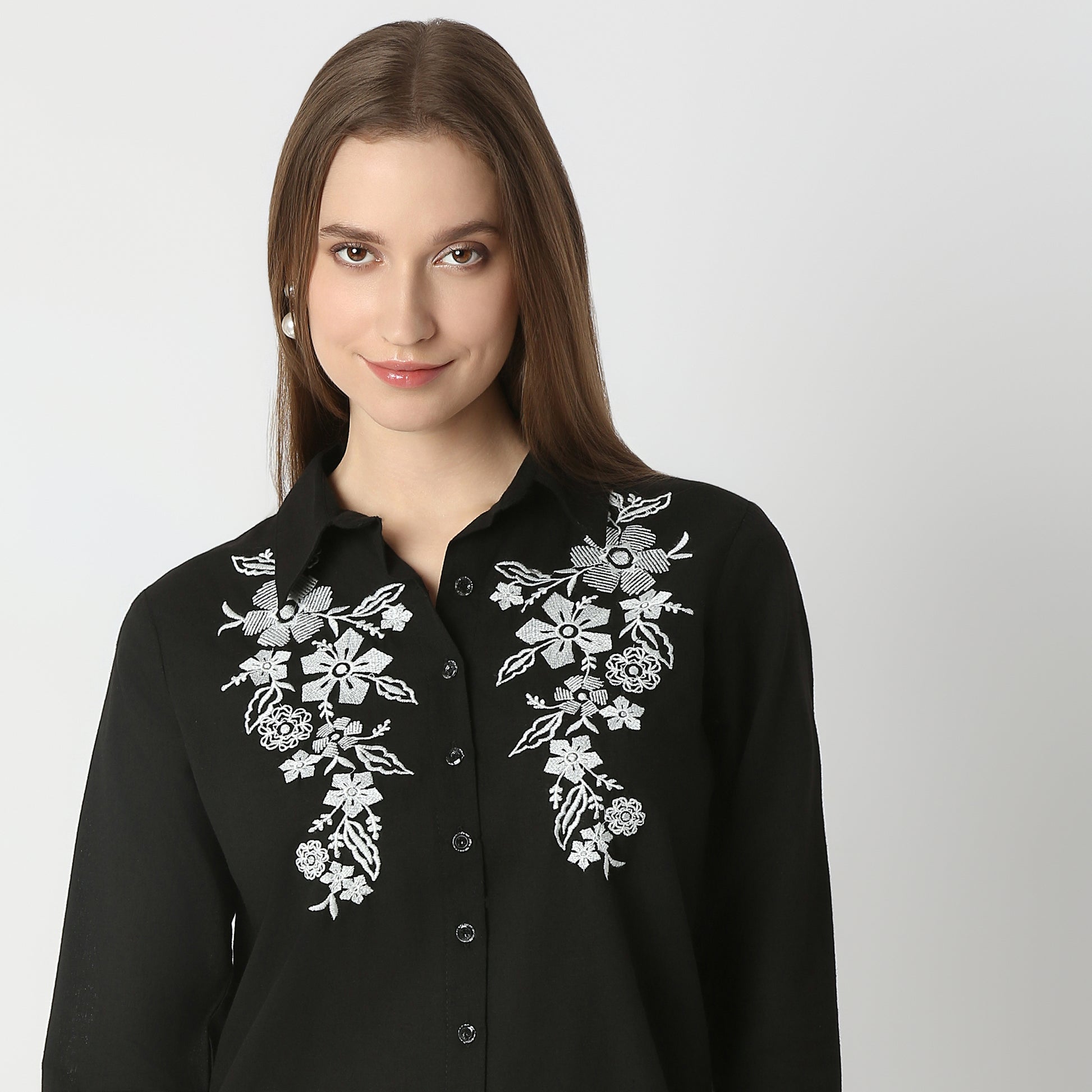 Regular Fit Embroidered Regular Length Shirt