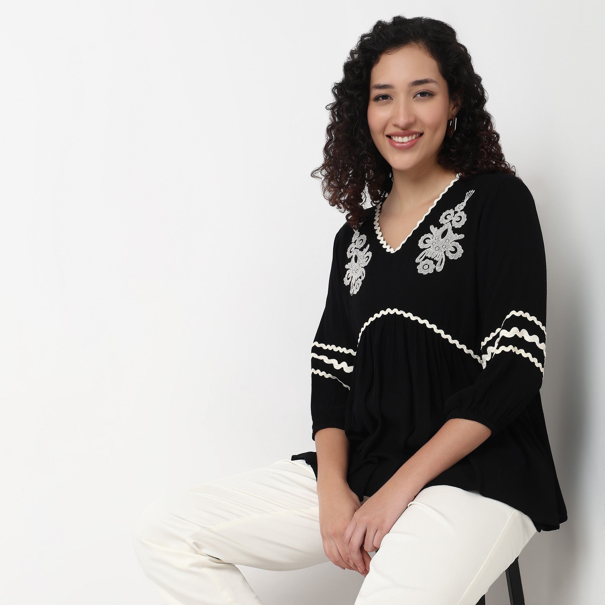 V-Neck W Cut Embroidered Top