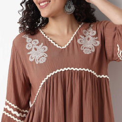 V-Neck W Cut Embroidered Top