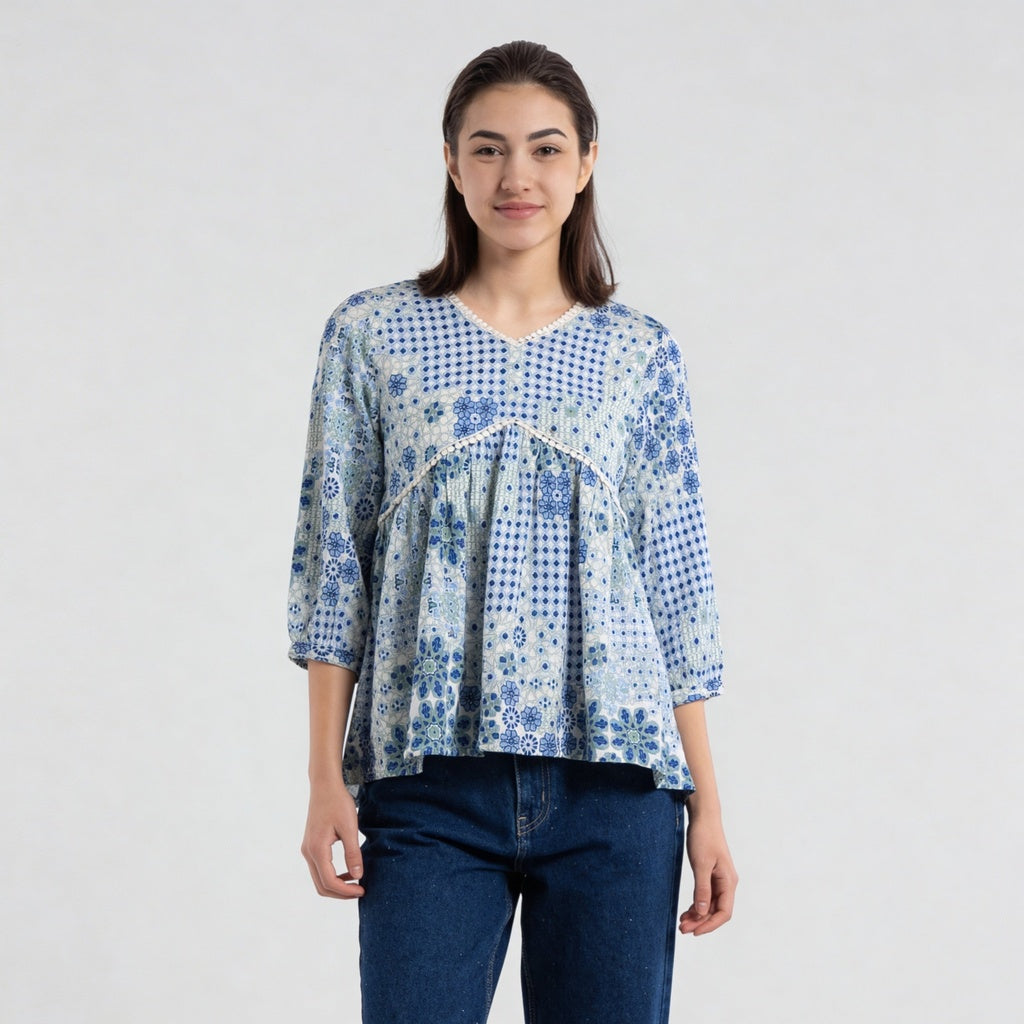 V-Neck Printed Flared W Cut Top