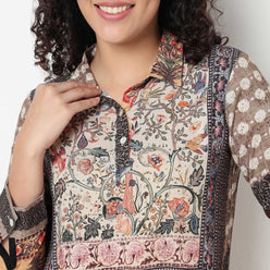 Buy Women Straight Fit Printed Full Sleeve Tunic  - Style Union