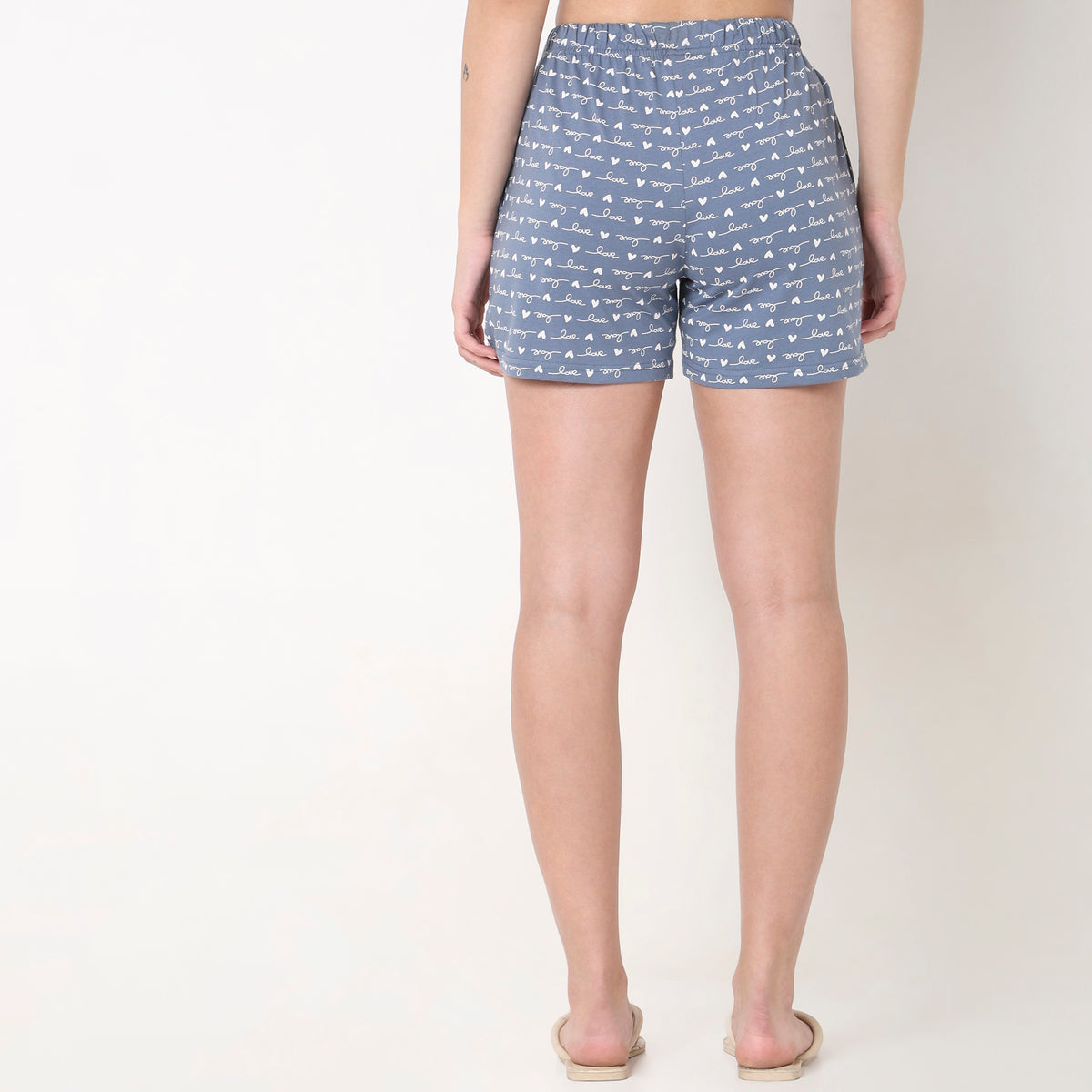 Regular Fit Printed Mid Rise Shorts