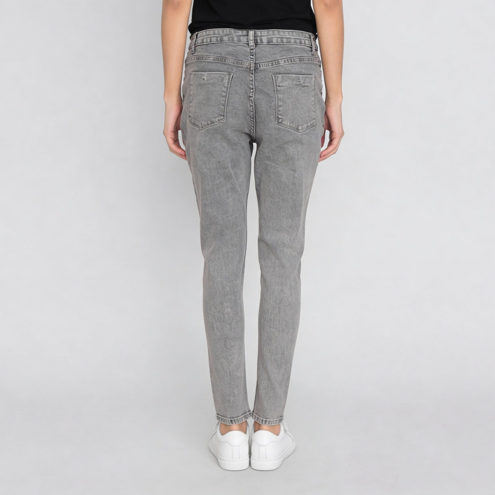Skinny Fit Essential High Rise Jeans