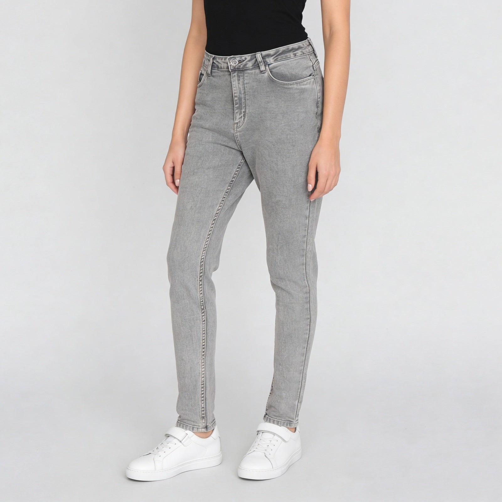Skinny Fit Essential High Rise Jeans