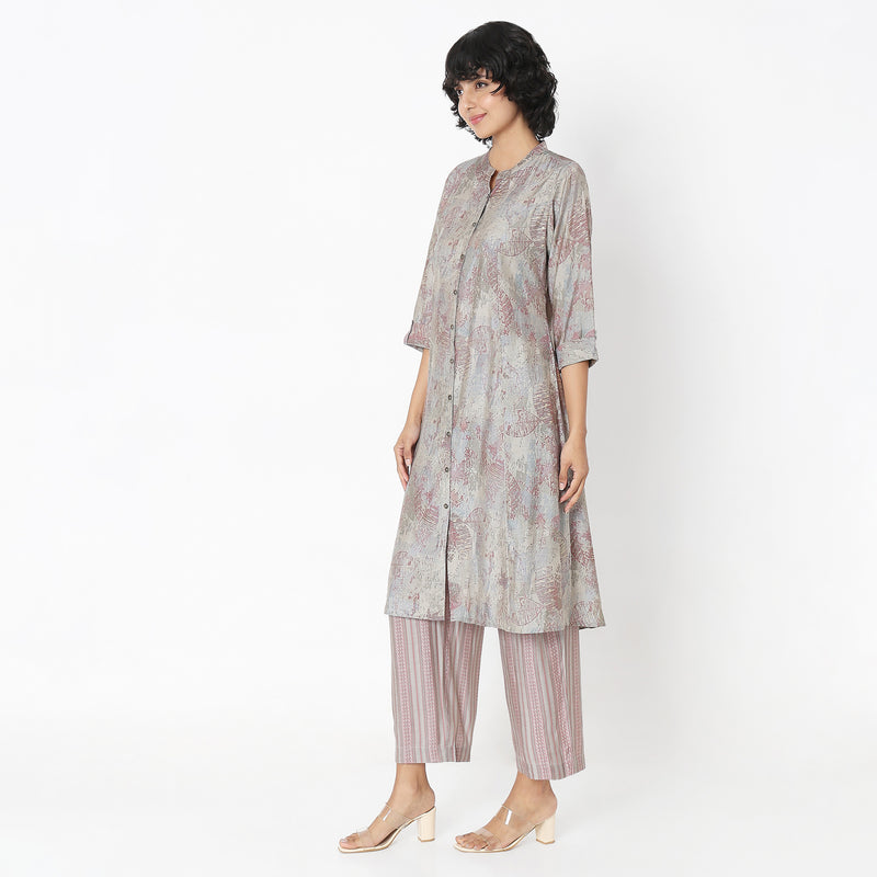 Regular Fit Printed Kurta with Pant Set