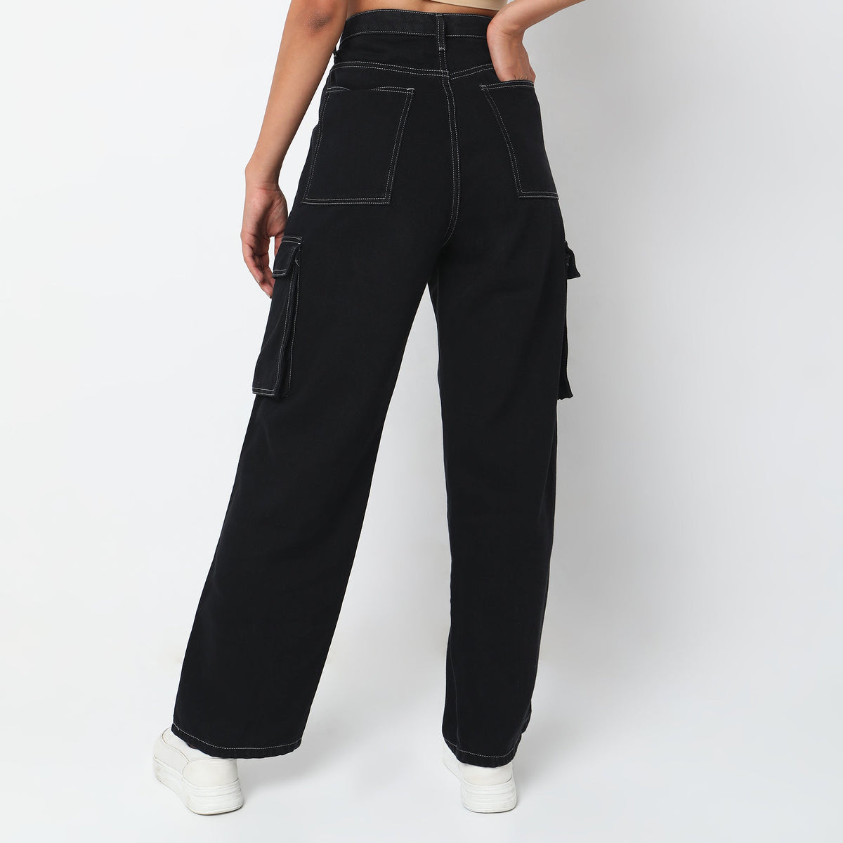 Straight Fit Solid High Rise Jeans