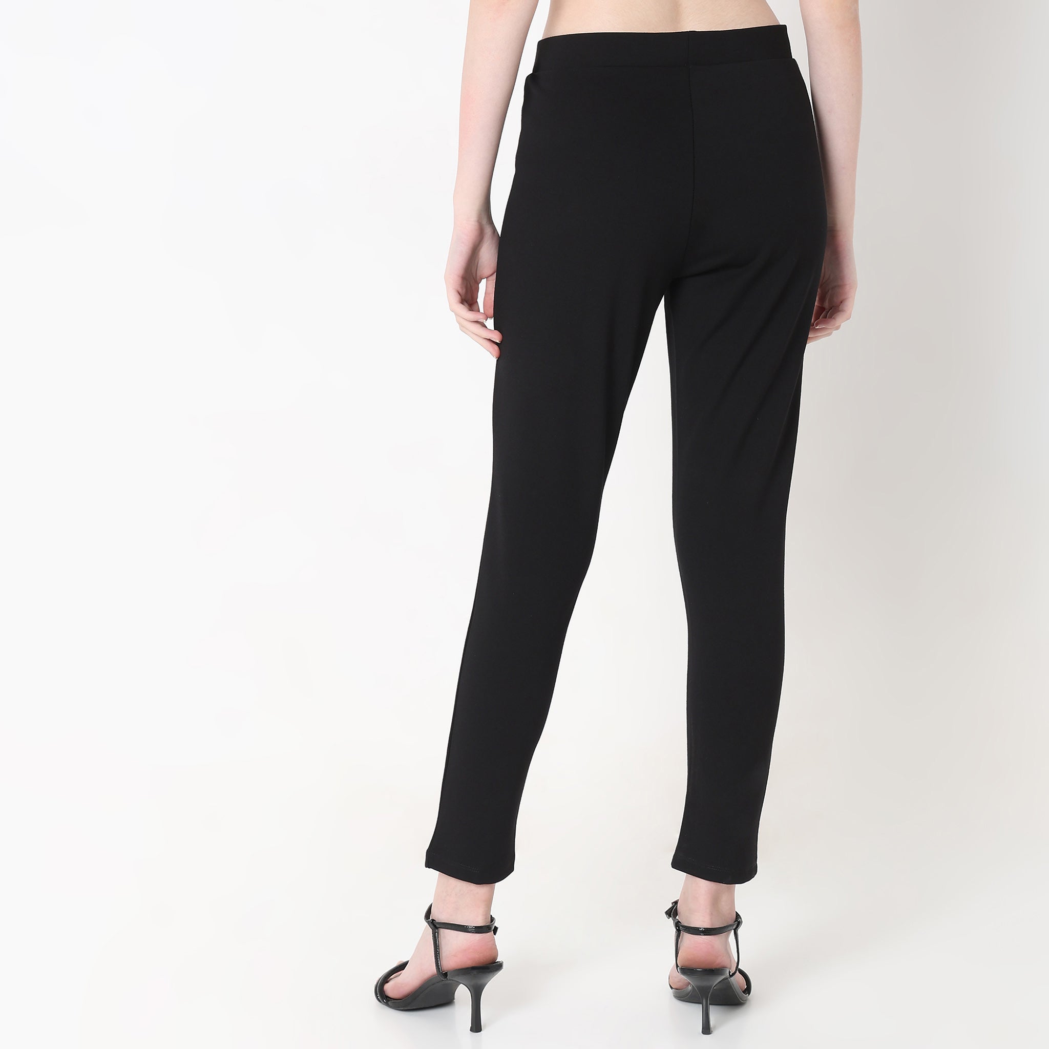 Slim Fit Solid High Rise Jeggings