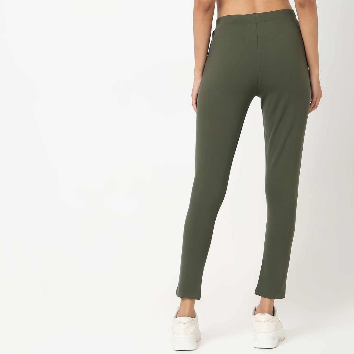 Slim Fit Solid High Rise Jeggings