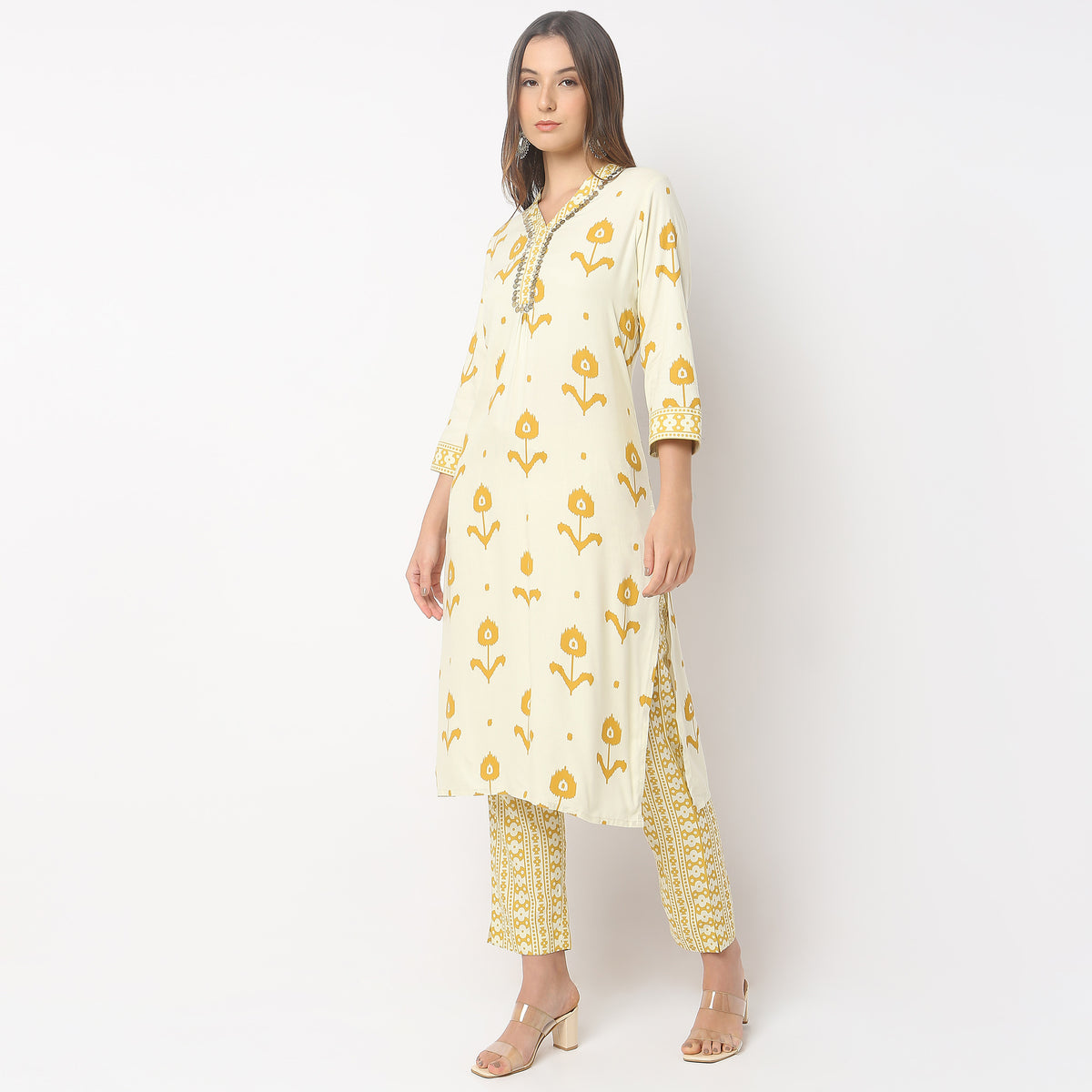 Regular Fit Printed Kurta with Pant Set