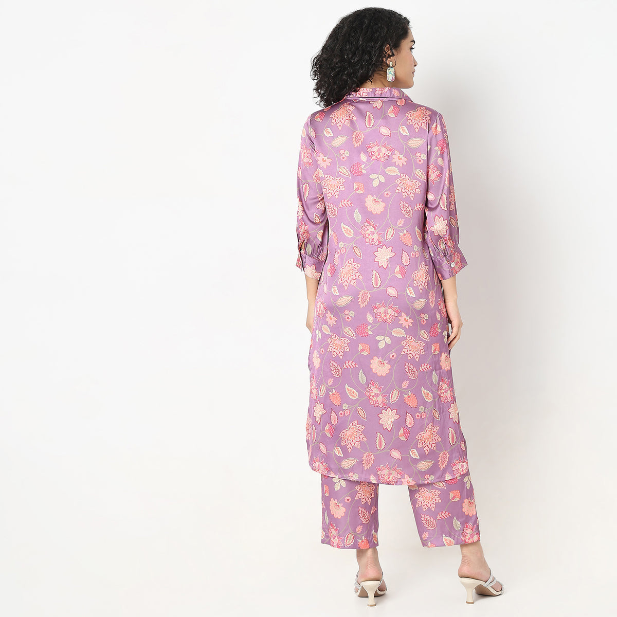 Regular Fit Floral Kurta with Pant Set