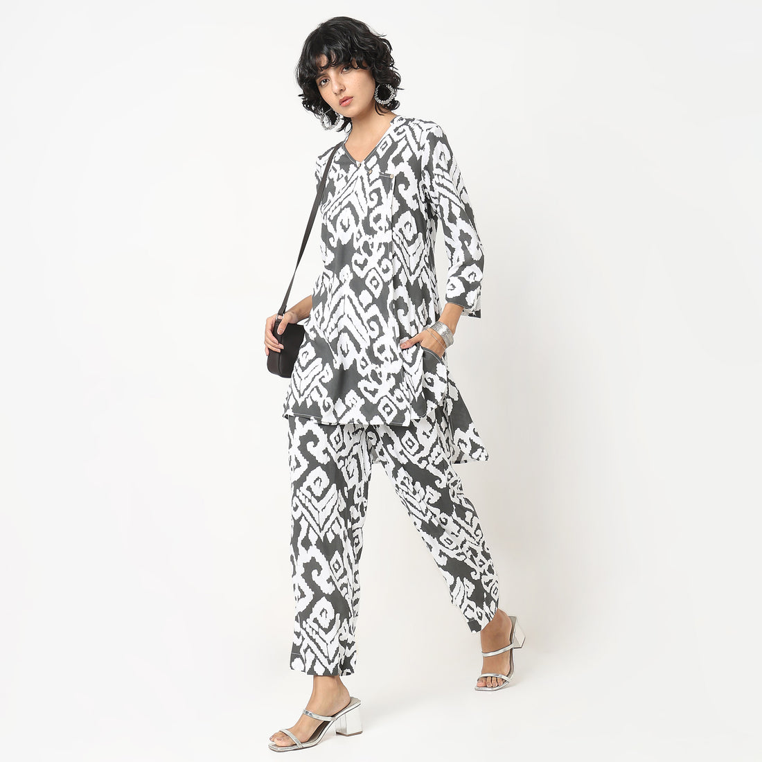 Straight Fit Printed Top with Pant Set