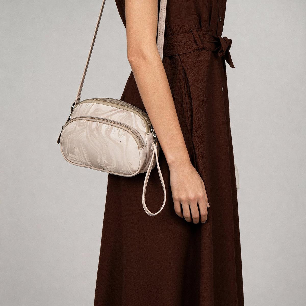 Women Solid Sling Bag