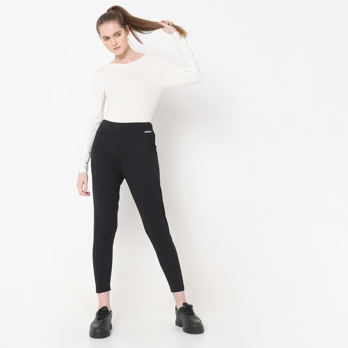 Skinny Fit Solid High Rise Leggings