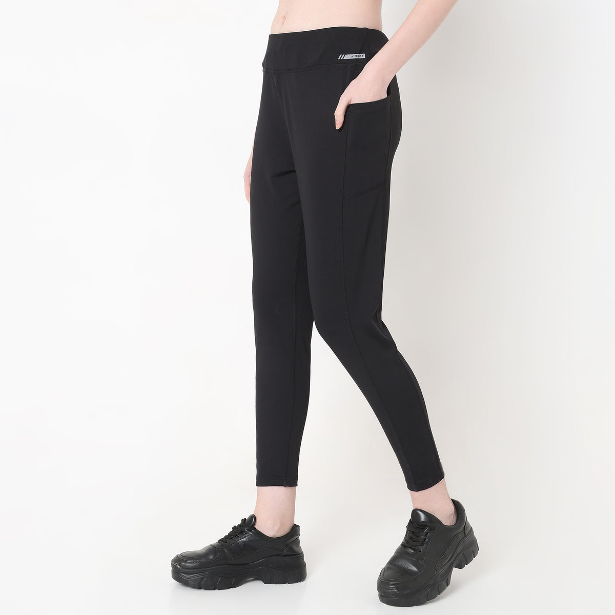 Skinny Fit Solid High Rise Leggings