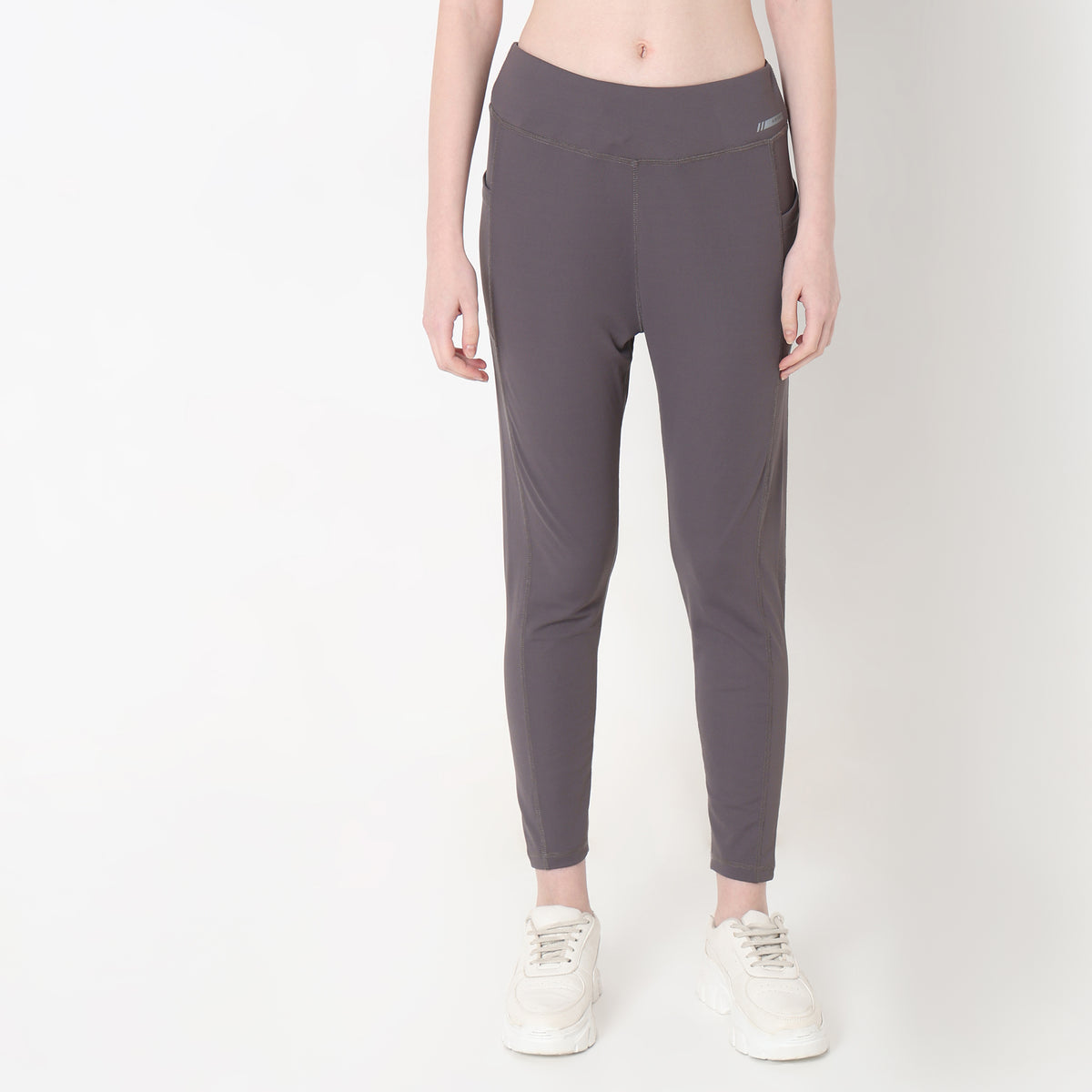 Skinny Fit Solid High Rise Leggings