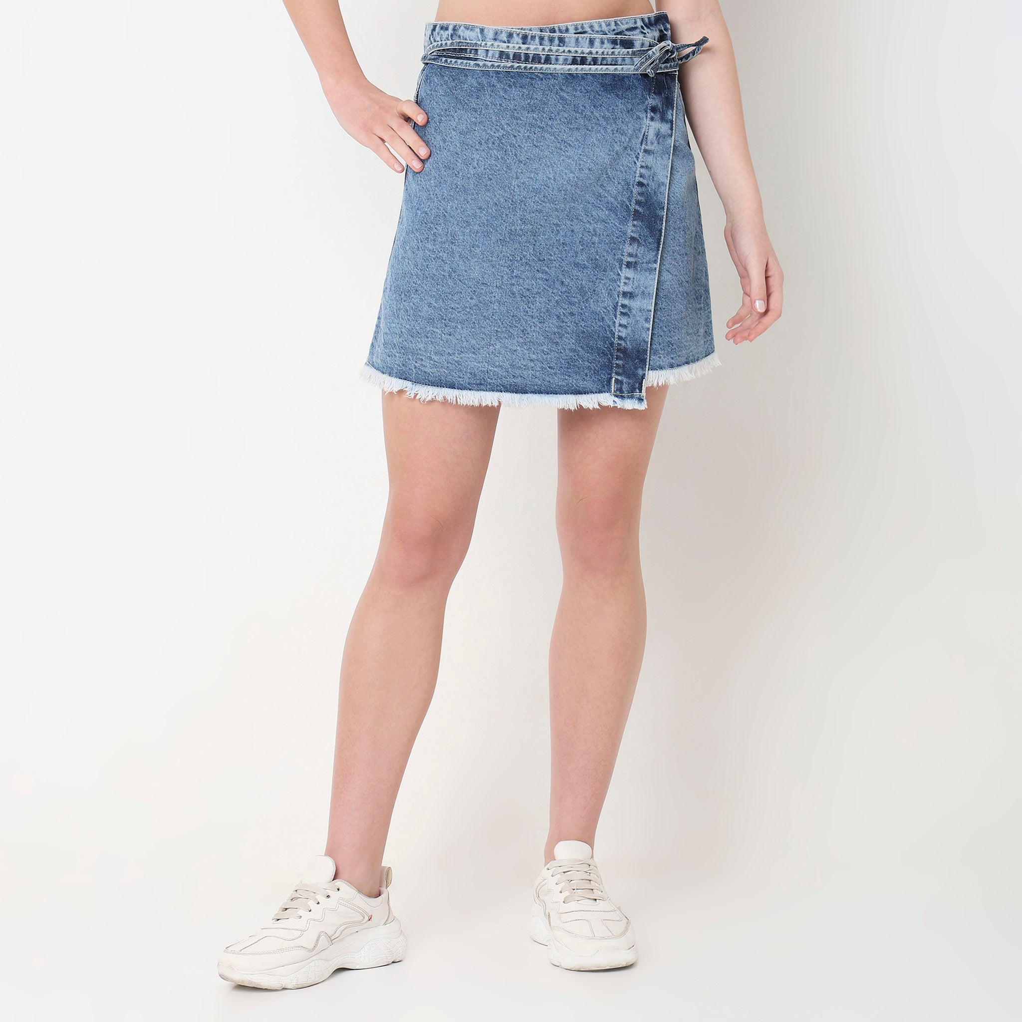 Regular Fit Solid Mid Rise Skirt – Style Union